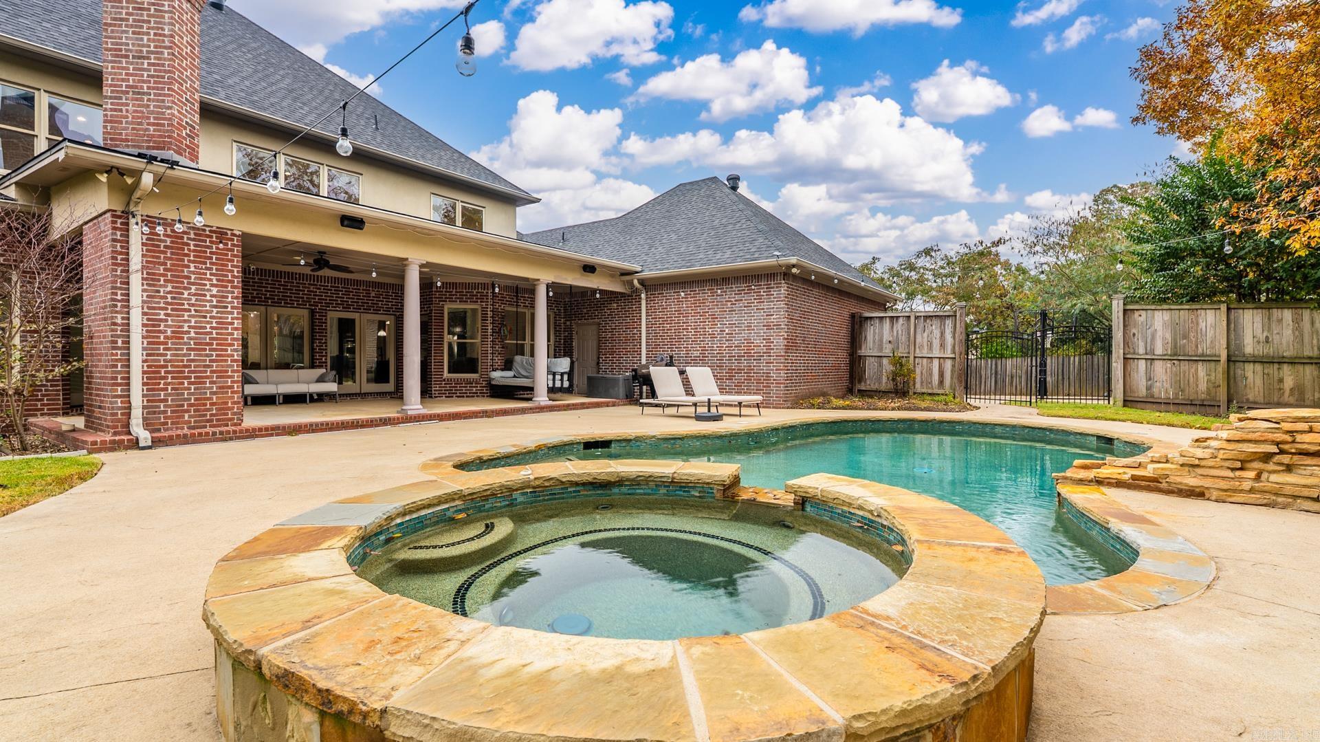 CHENAL VALLEY BELLE VALLEE THE M - Residential