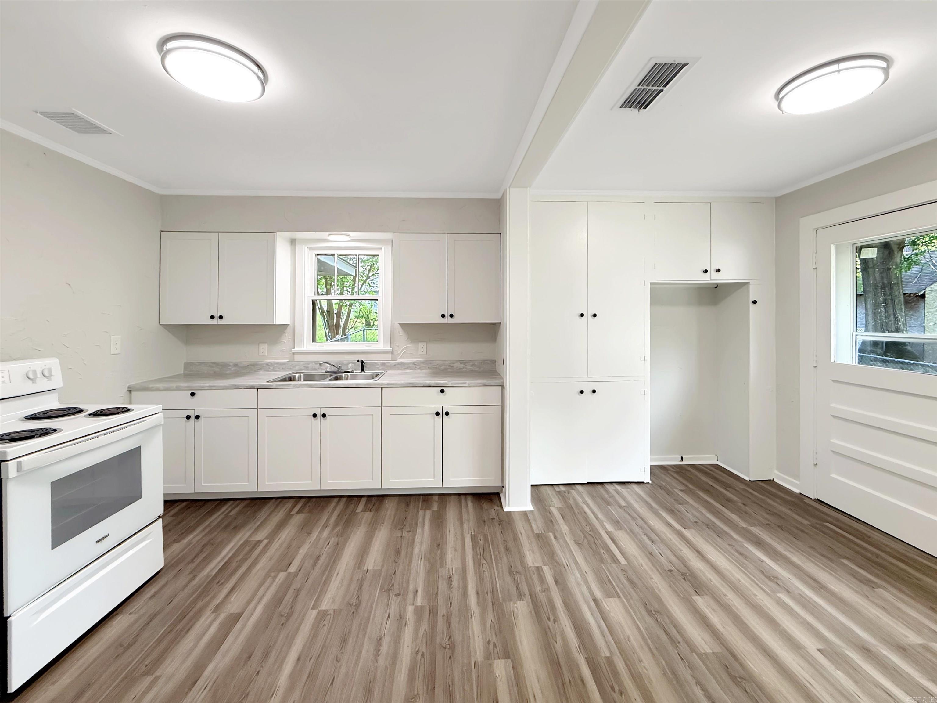 PRATT ADDITION - Residential