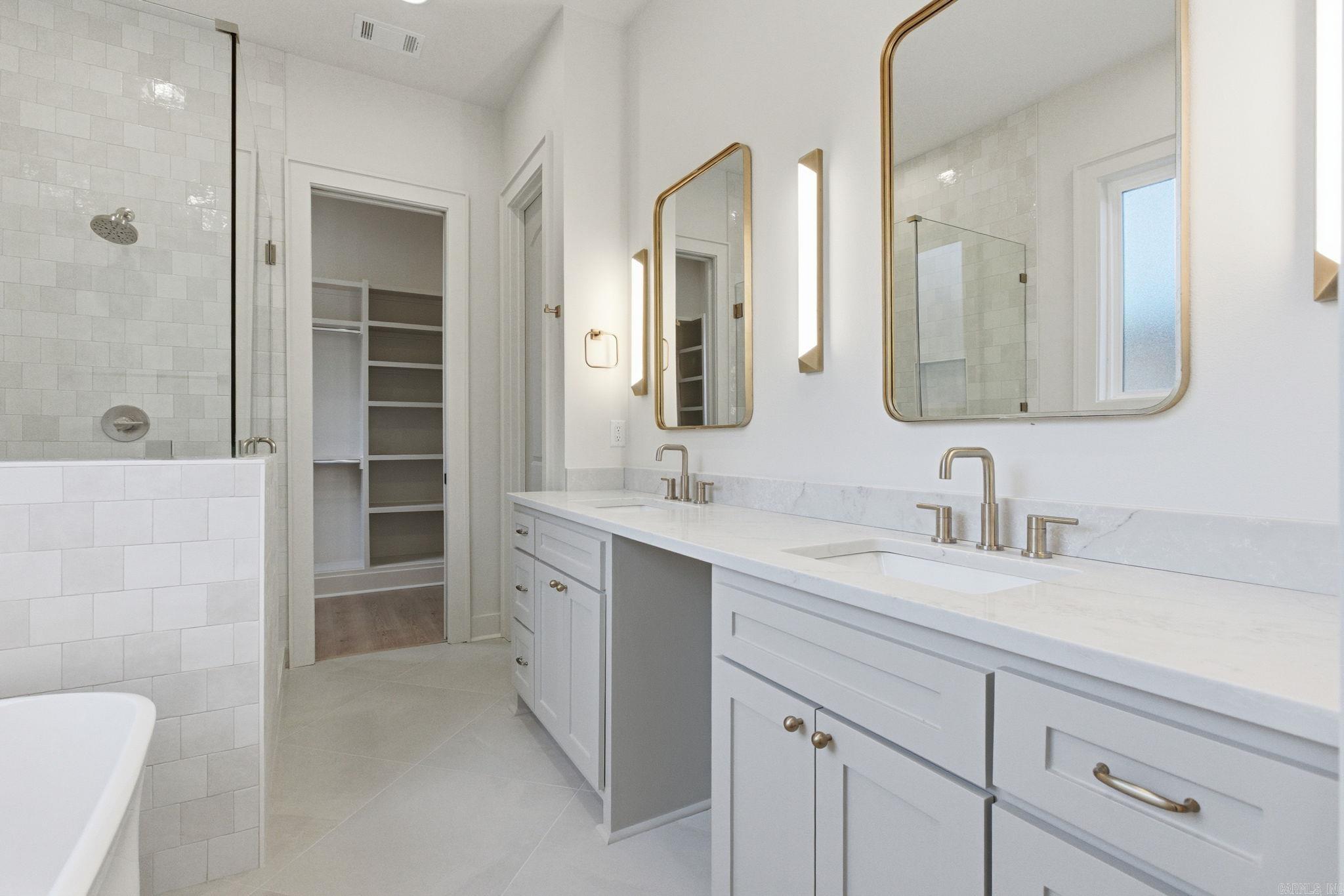 FLETCHER VALLEY "KINLEY RIDGE" - Residential