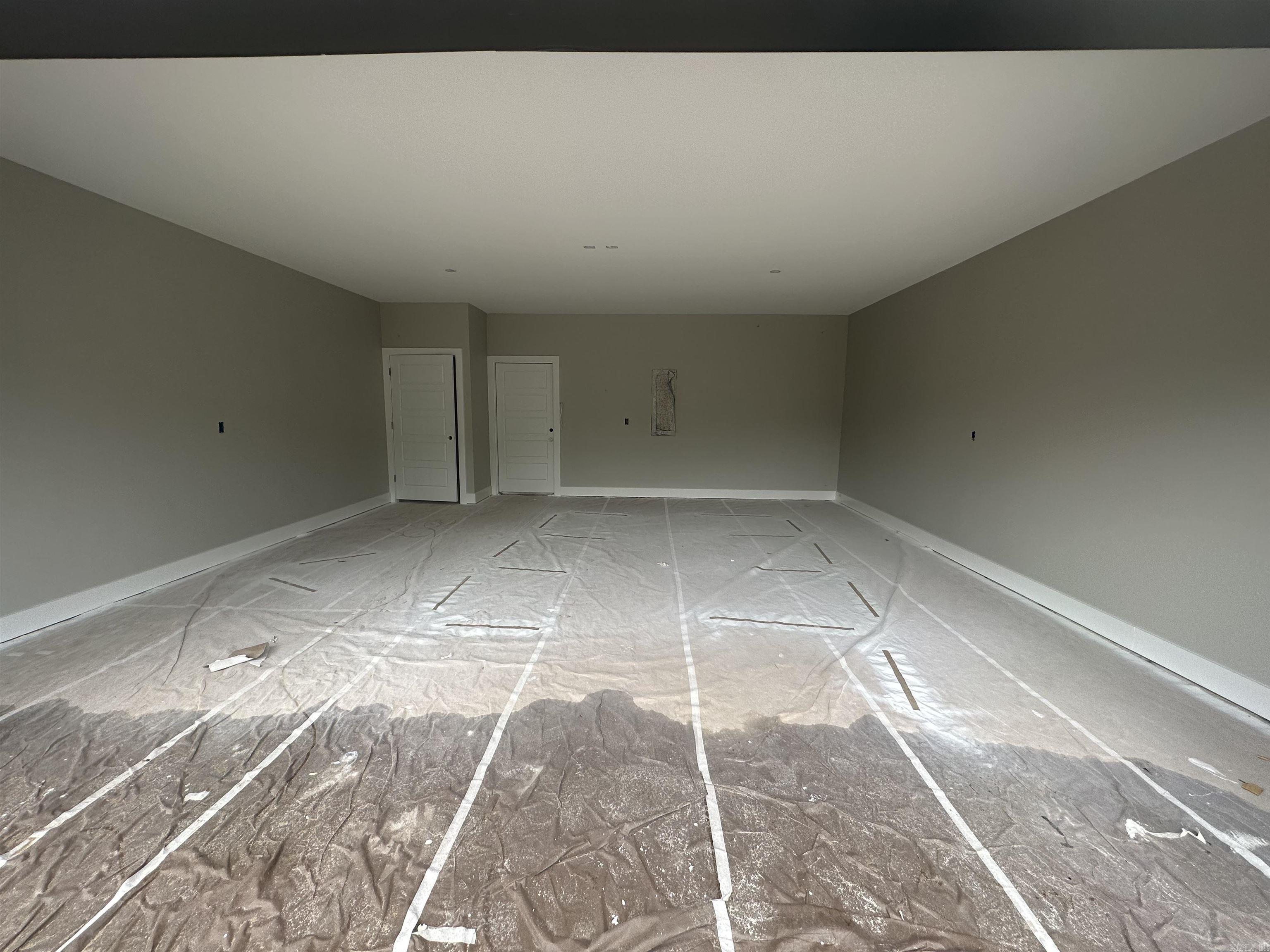 ISABELLE COURT - Residential