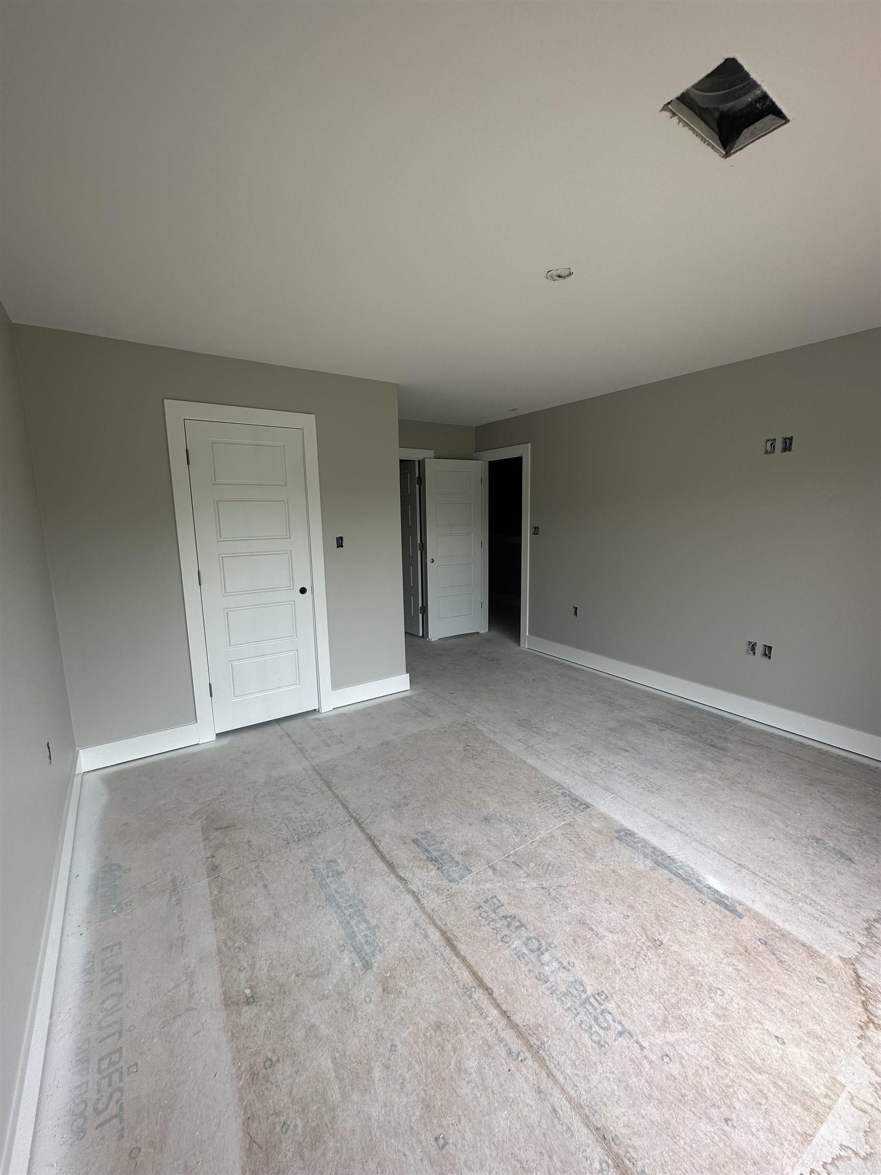 ISABELLE COURT - Residential