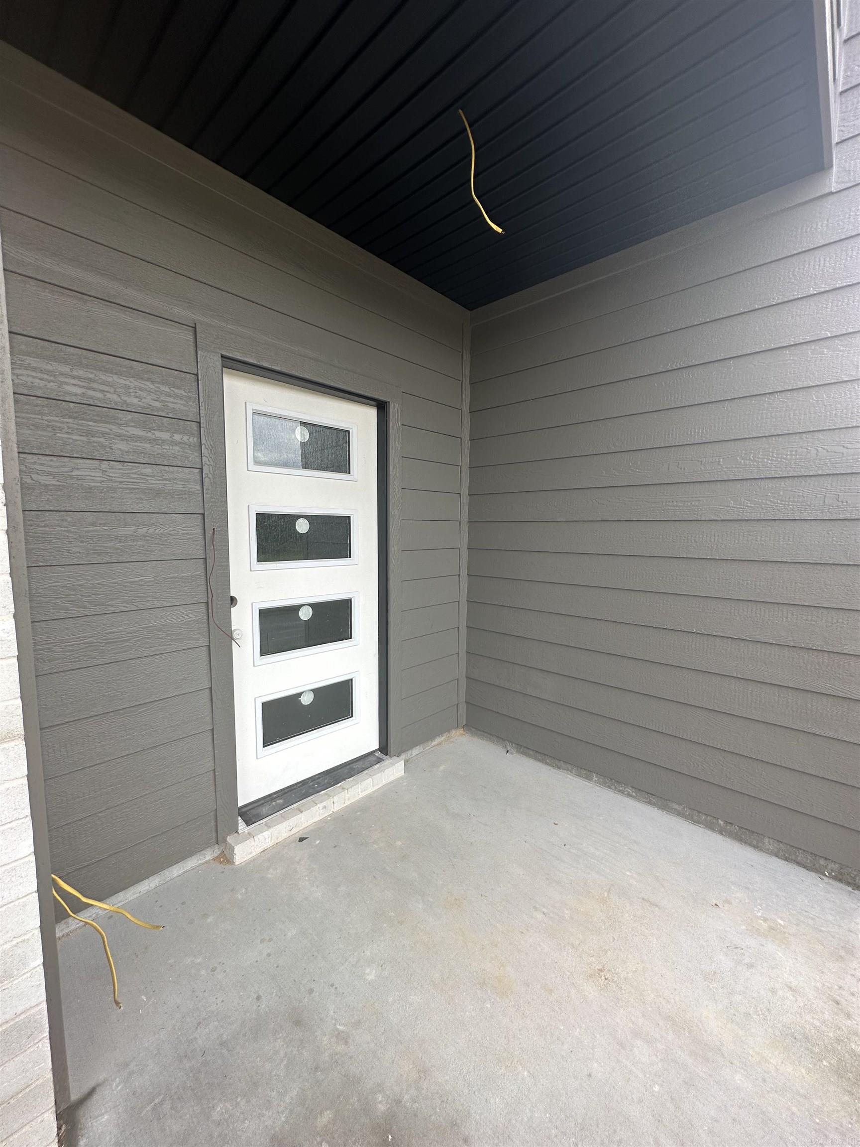 ISABELLE COURT - Residential