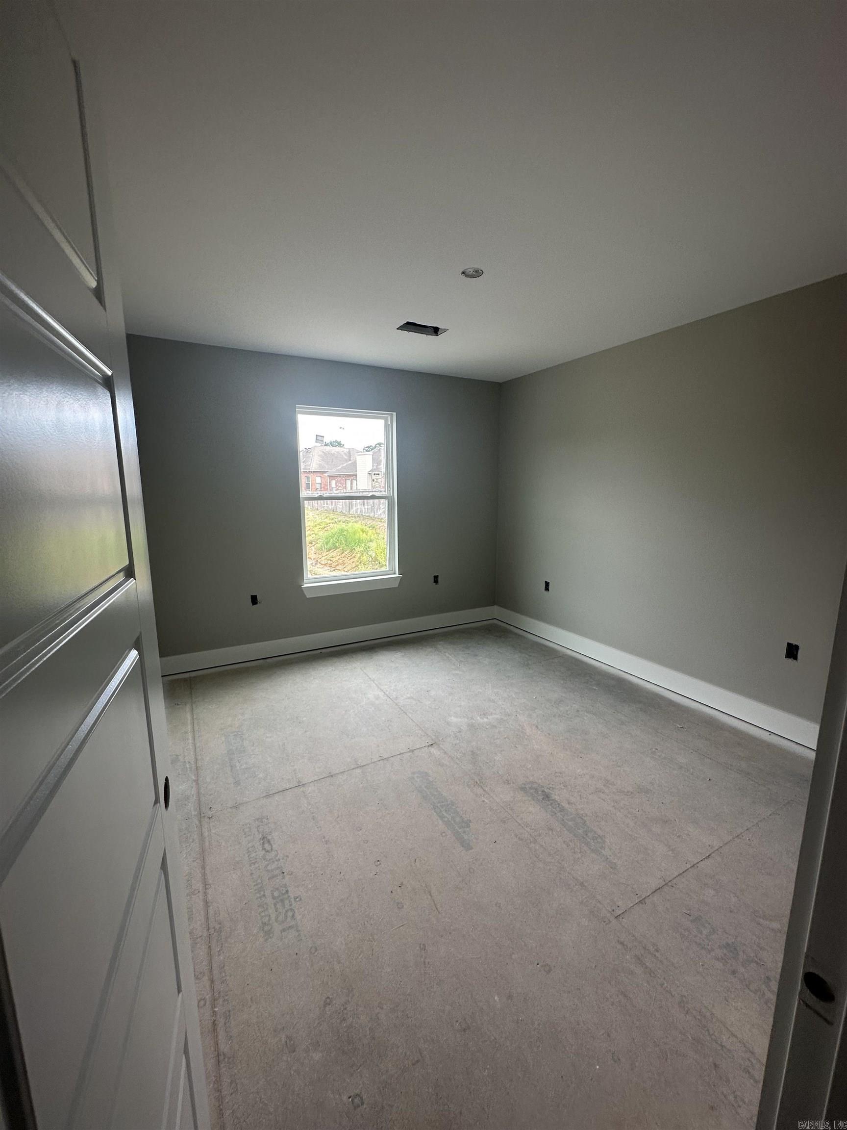 ISABELLE COURT - Residential