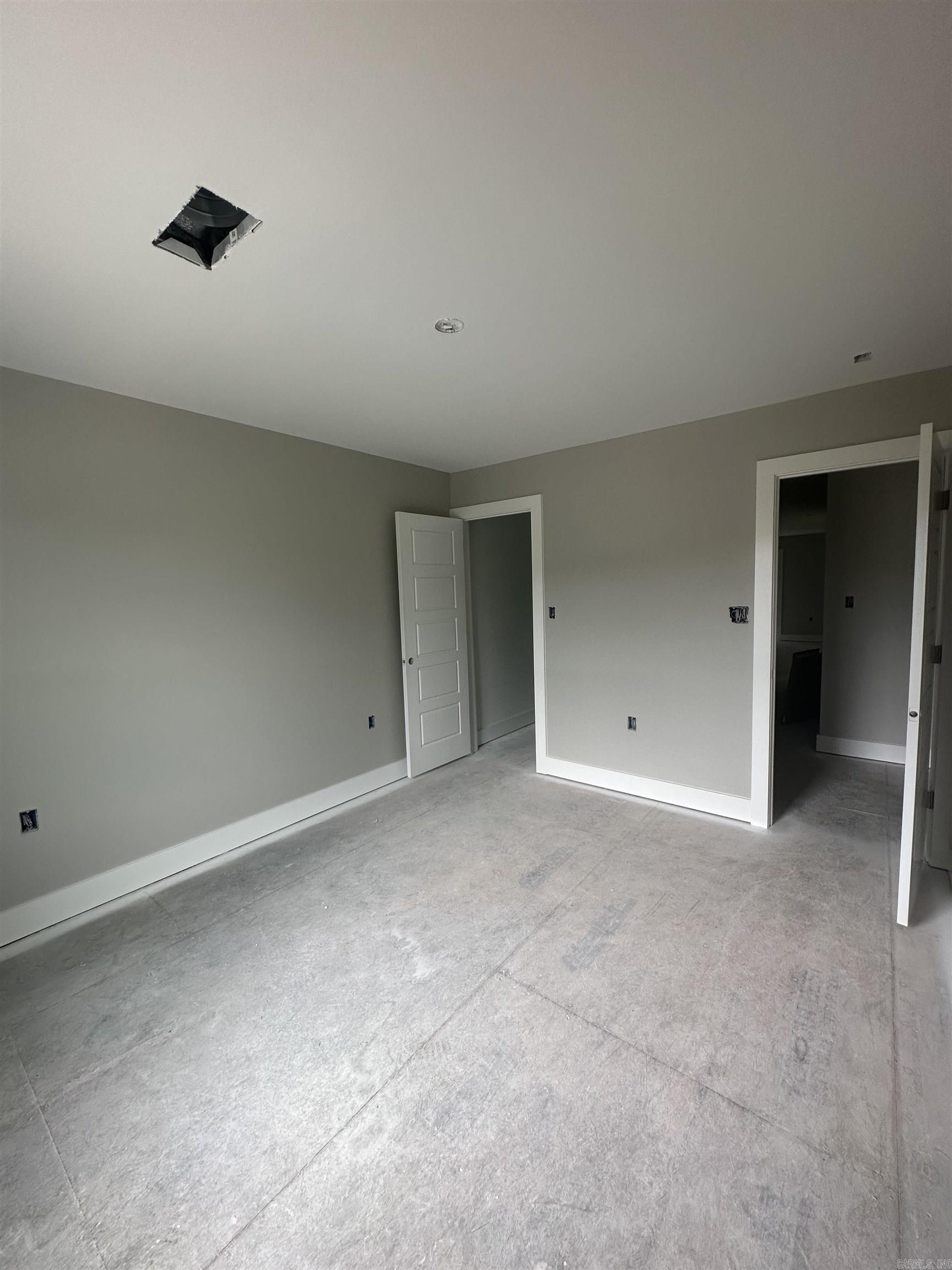 ISABELLE COURT - Residential