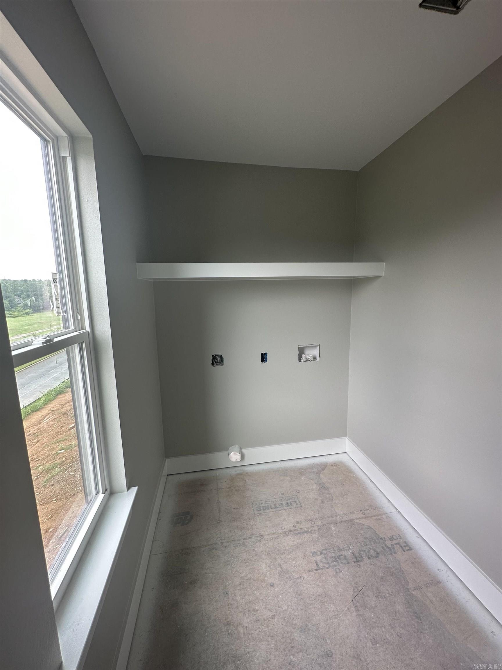 ISABELLE COURT - Residential