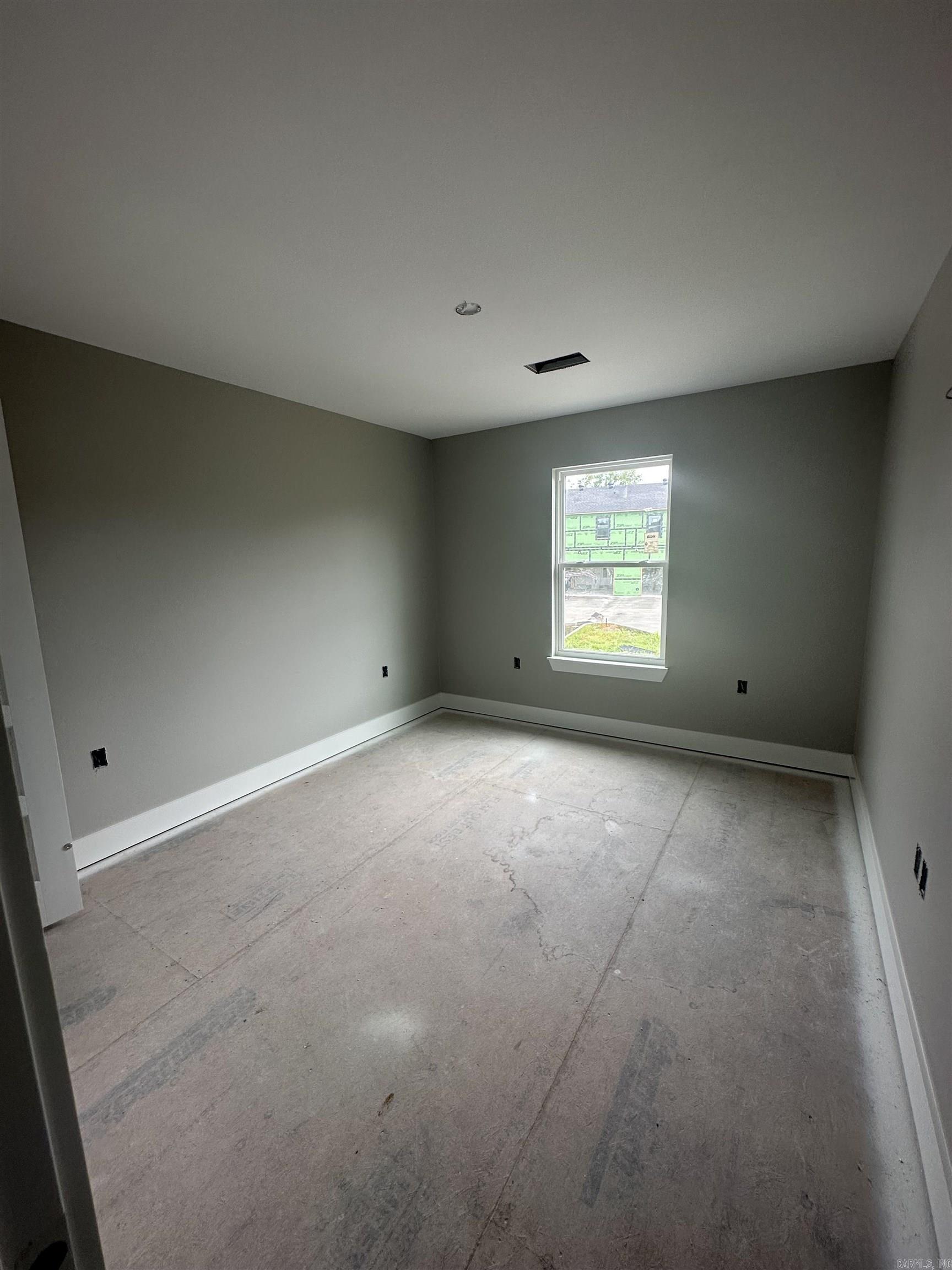 ISABELLE COURT - Residential