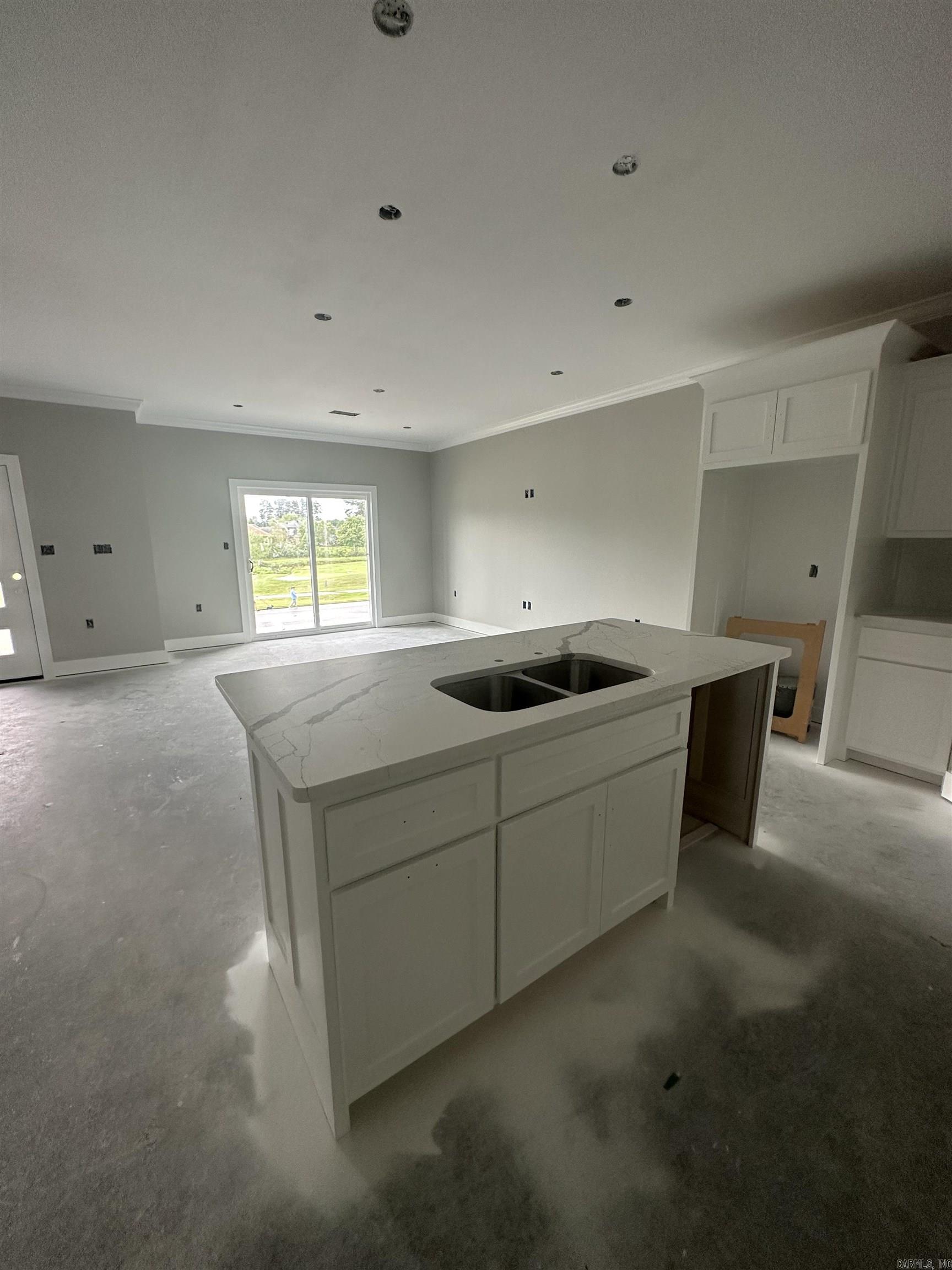 ISABELLE COURT - Residential