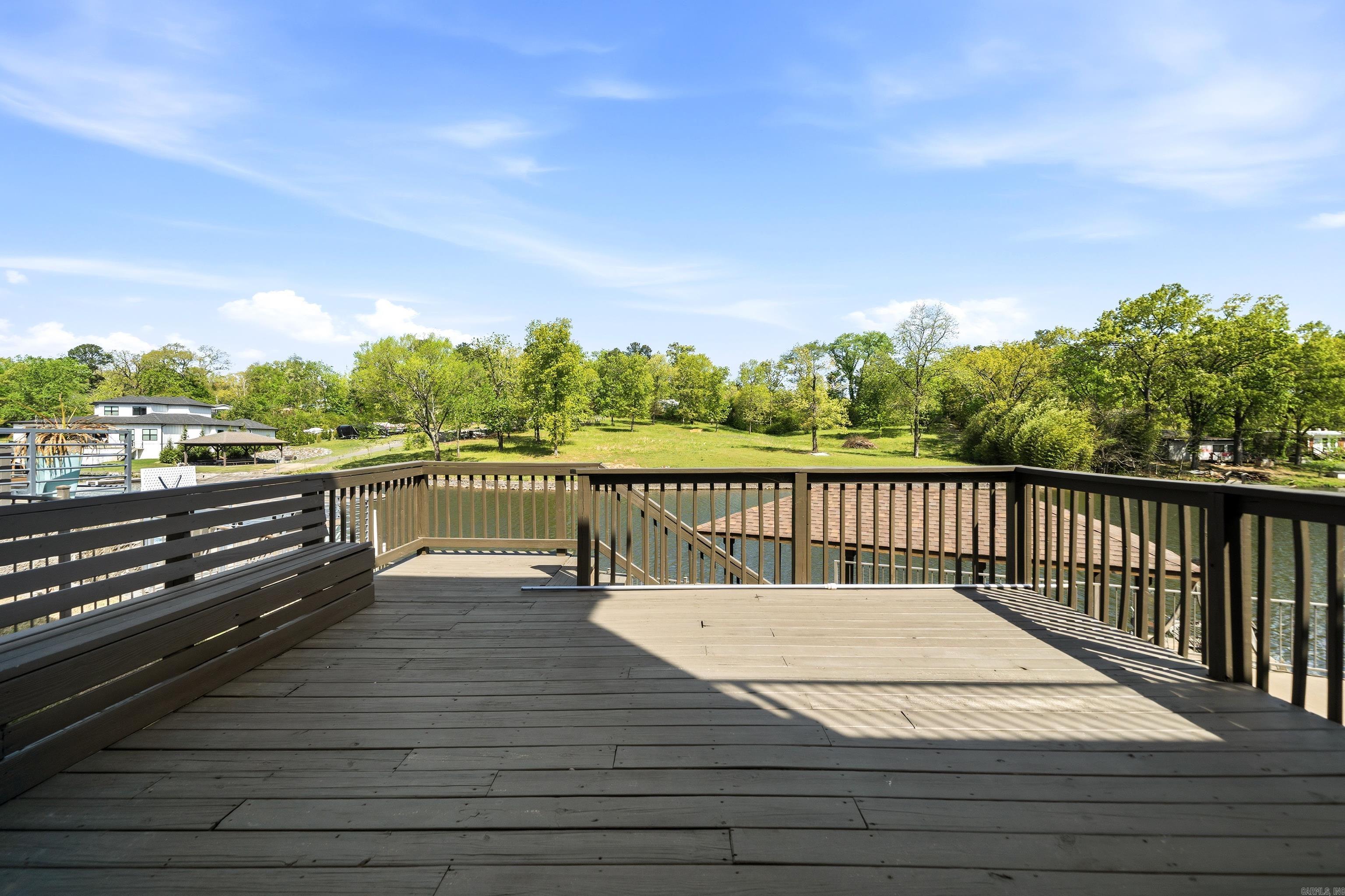 HUNTERS COVE - Residential