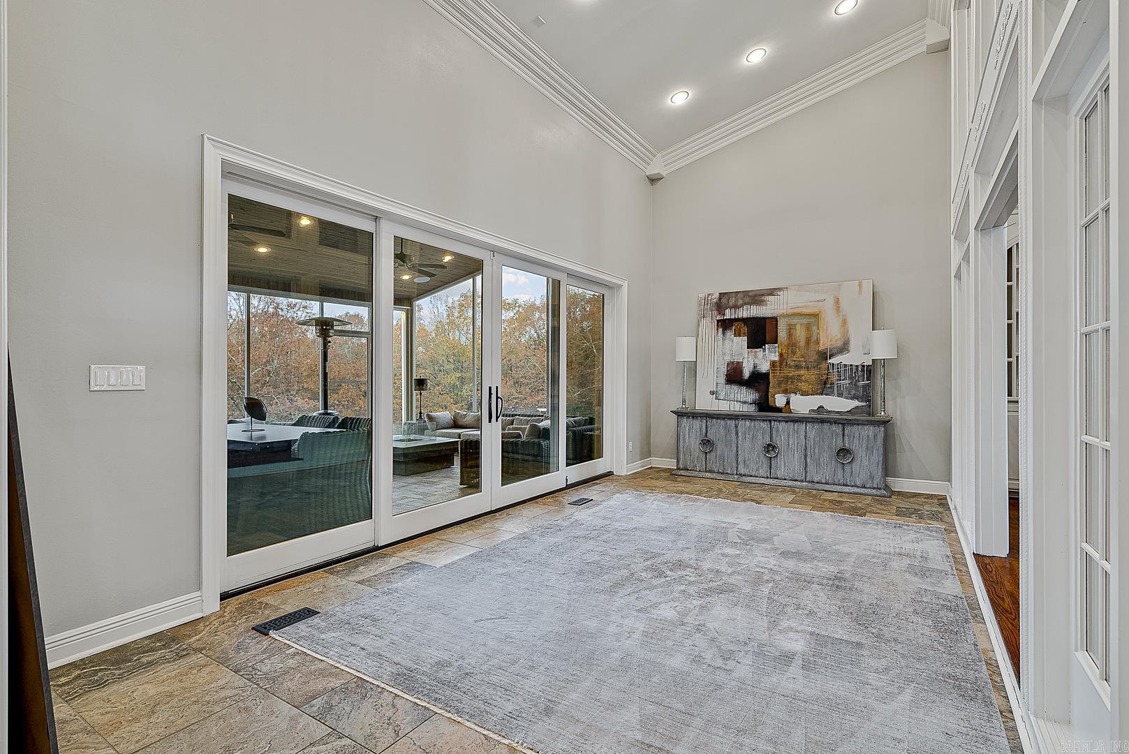 Ridgepointe Country Club - Residential