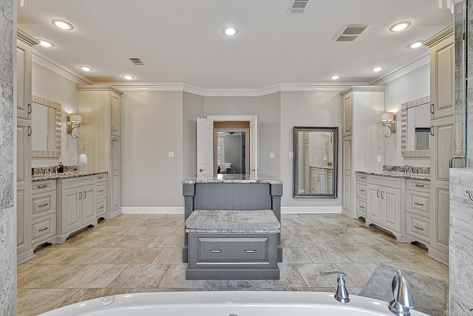 Ridgepointe Country Club - Residential