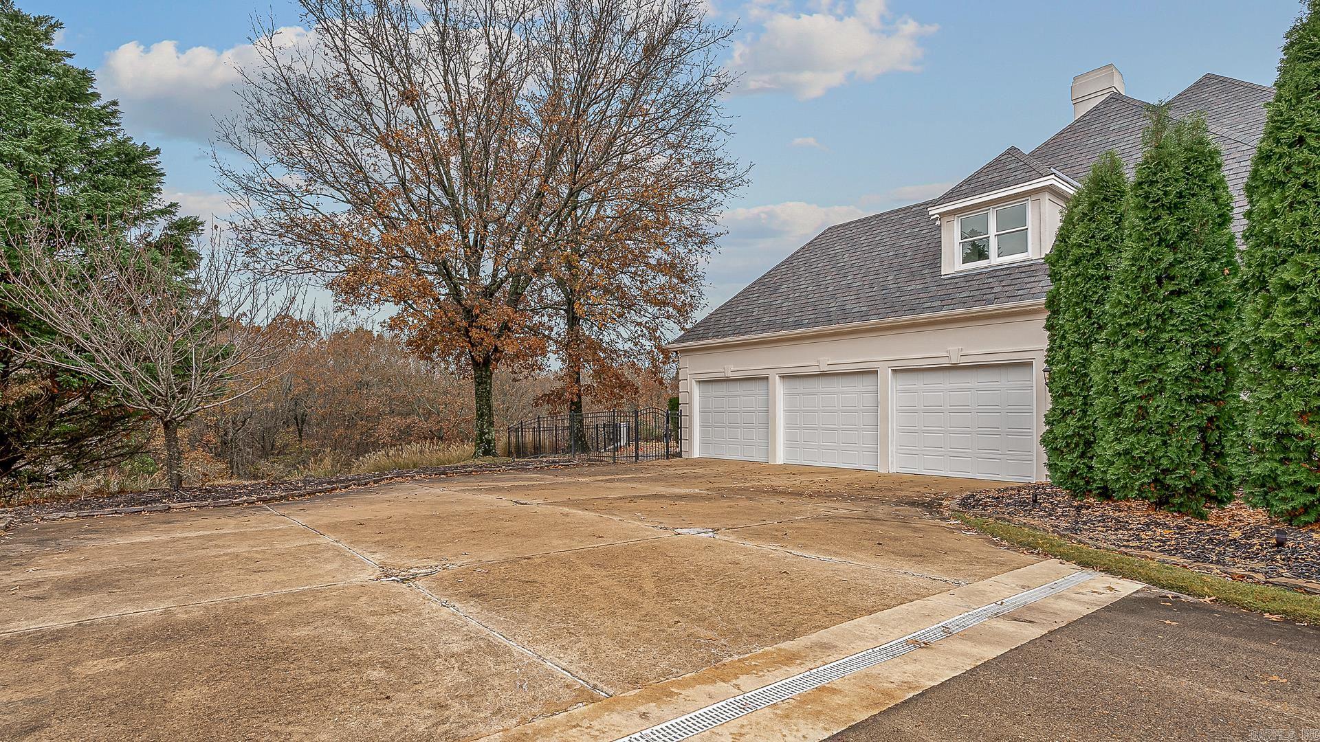 Ridgepointe Country Club - Residential