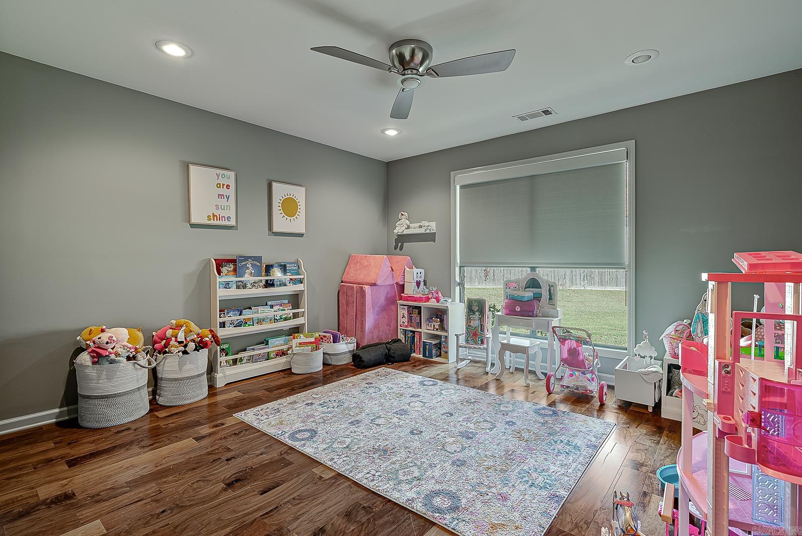 Meadows - Residential