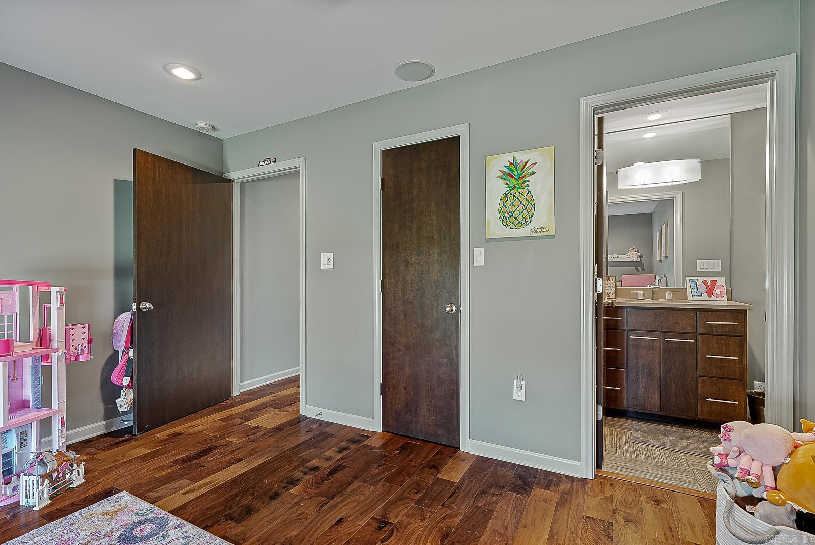 Meadows - Residential