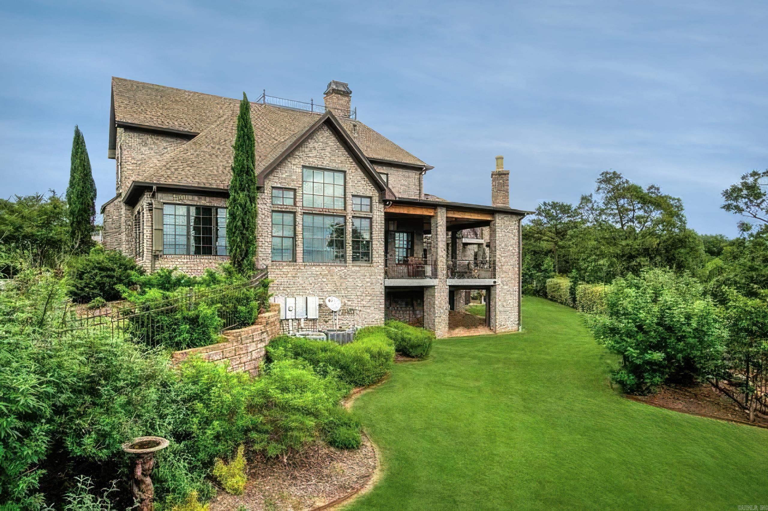 MOUNTAIN CREST ESTATES - Residential