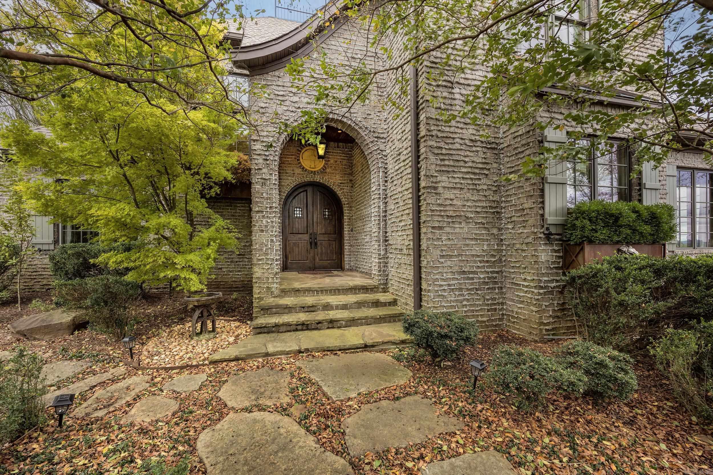 MOUNTAIN CREST ESTATES - Residential