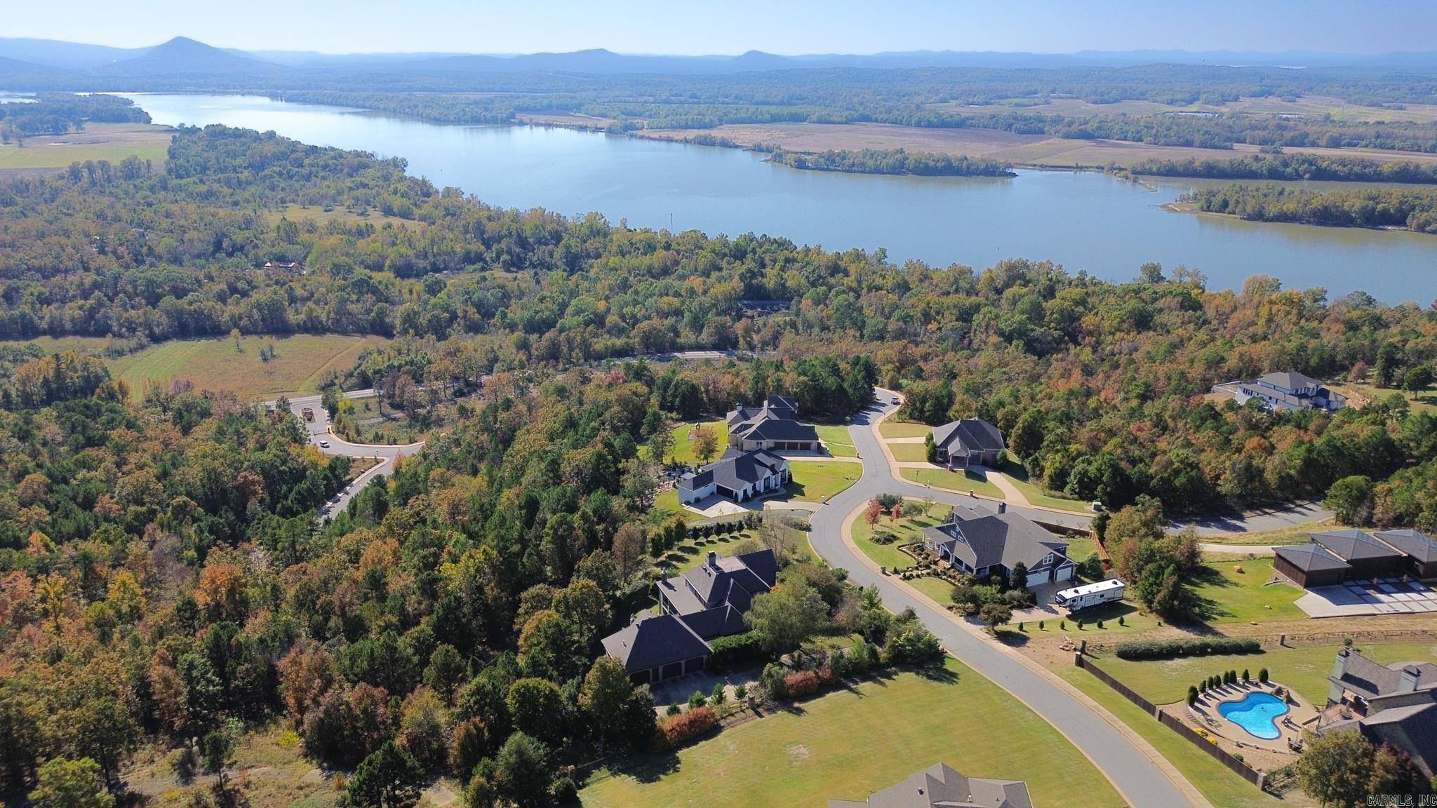 MOUNTAIN CREST ESTATES - Residential