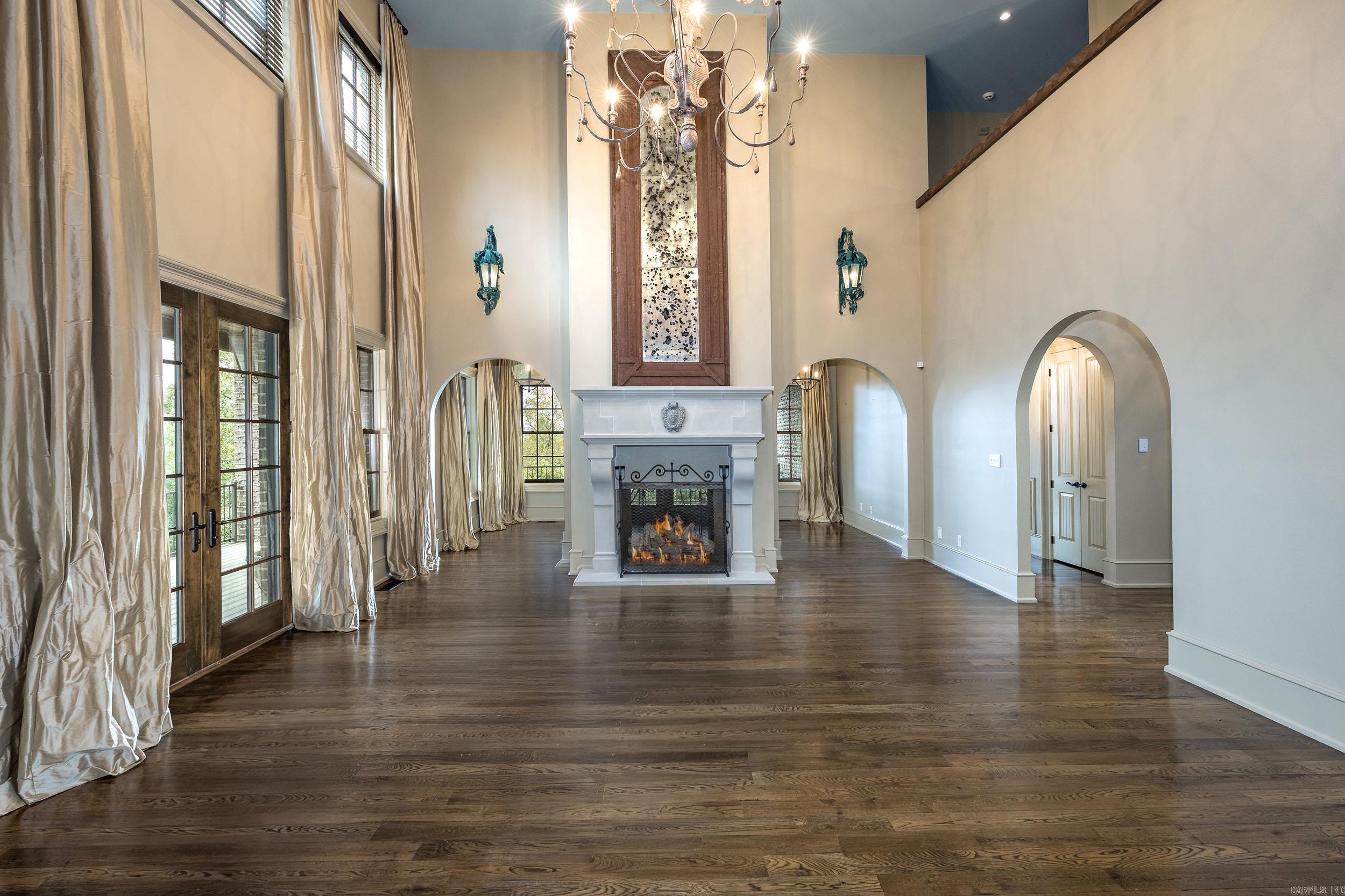 MOUNTAIN CREST ESTATES - Residential