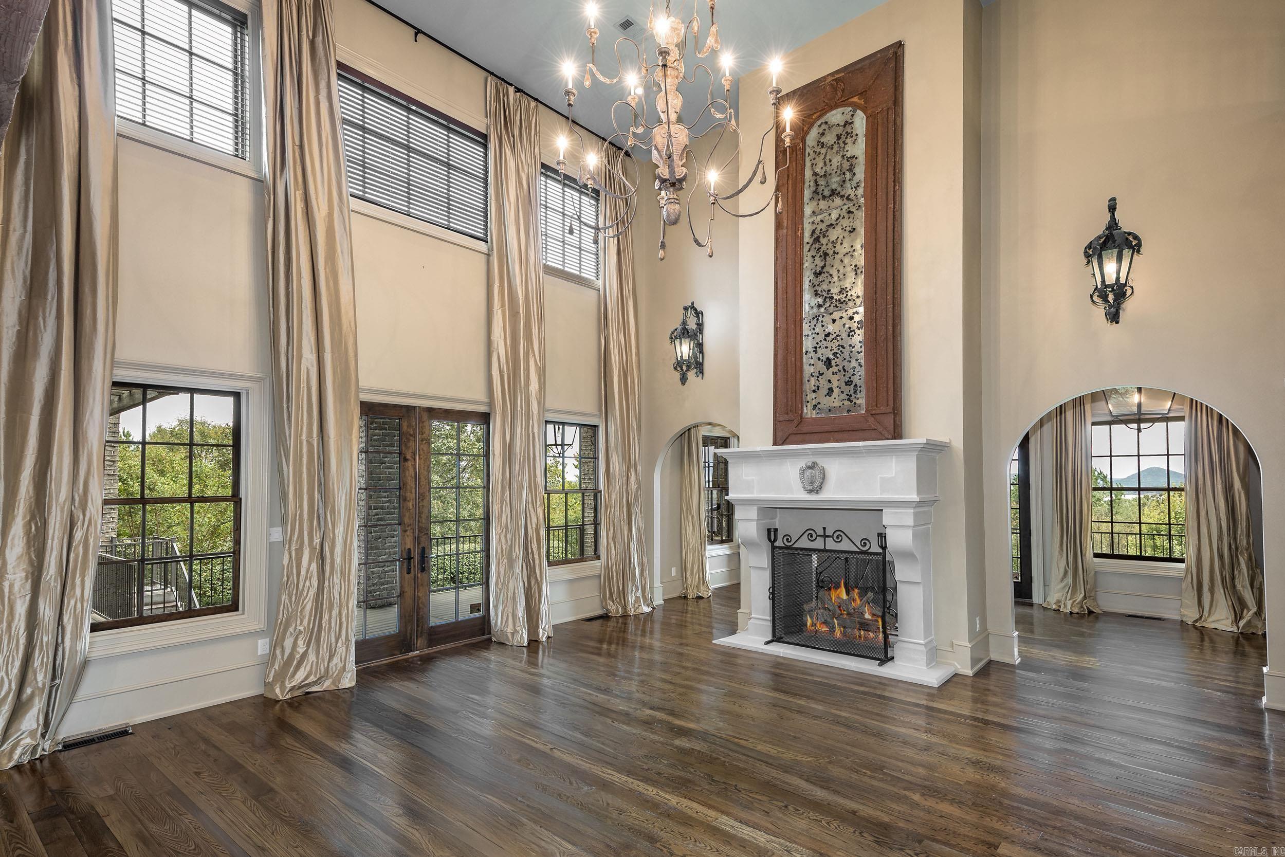 MOUNTAIN CREST ESTATES - Residential