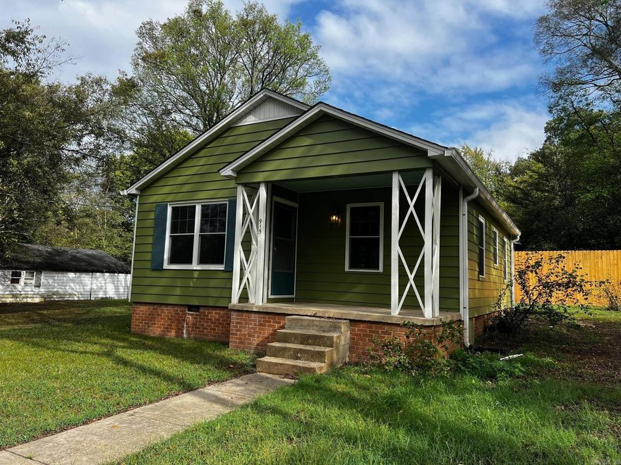 This cozy abode features no carpet throughout, making for easy maintenance and a modern aesthetic. This home is providing a washer and dryer. Step outside and relax on the covered front porch, perfect for enjoying the fresh air and watching the world go by. Don't miss the opportunity to make this lovely house your new home sweet home. All Prime Realty and Property Management residents are enrolled in the Resident Benefits Package (RBP) for $50.00/month which includes liability insurance, credit building to help boost the resident’s credit score with timely rent payments, up to $1M Identity Theft Protection, HVAC air filter delivery (for applicable properties), move-in concierge service making utility connection and home service setup a breeze during your move-in, our best-in-class resident rewards program, on-demand pest control, and much more! More details upon application.