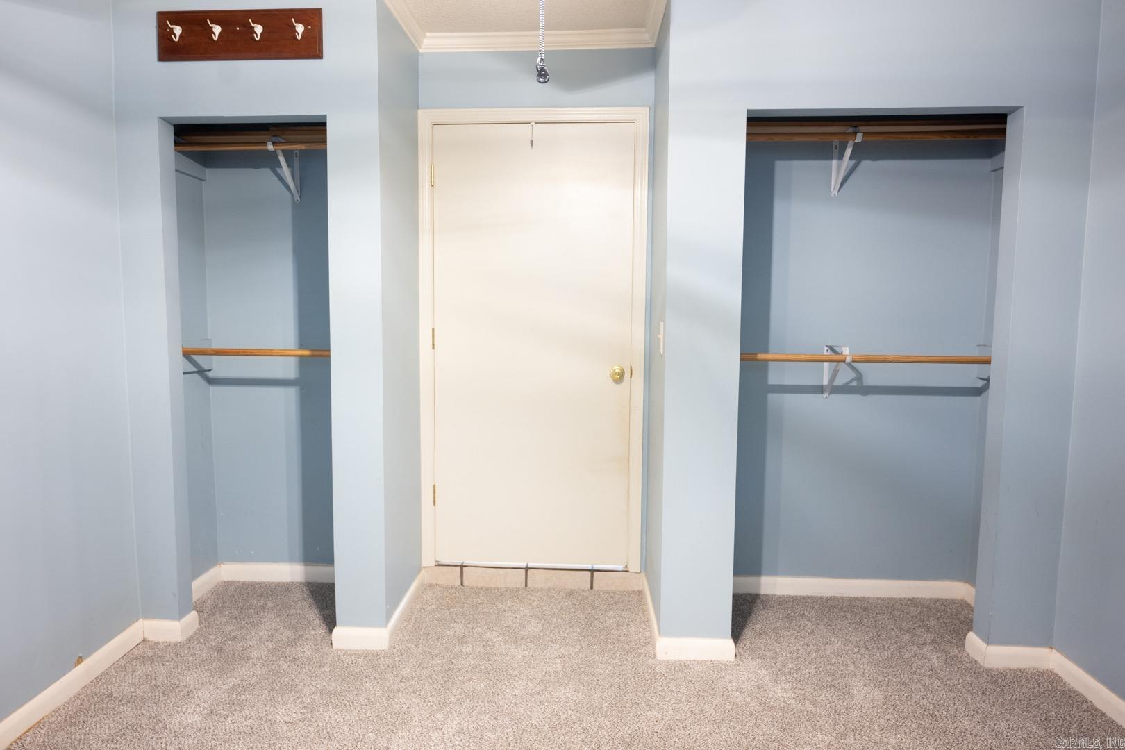 Ranchette - Residential