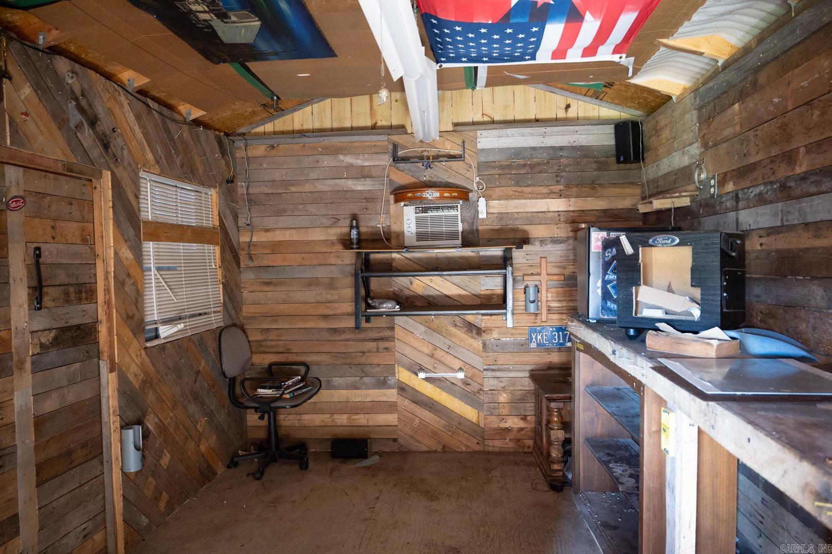 Ranchette - Residential