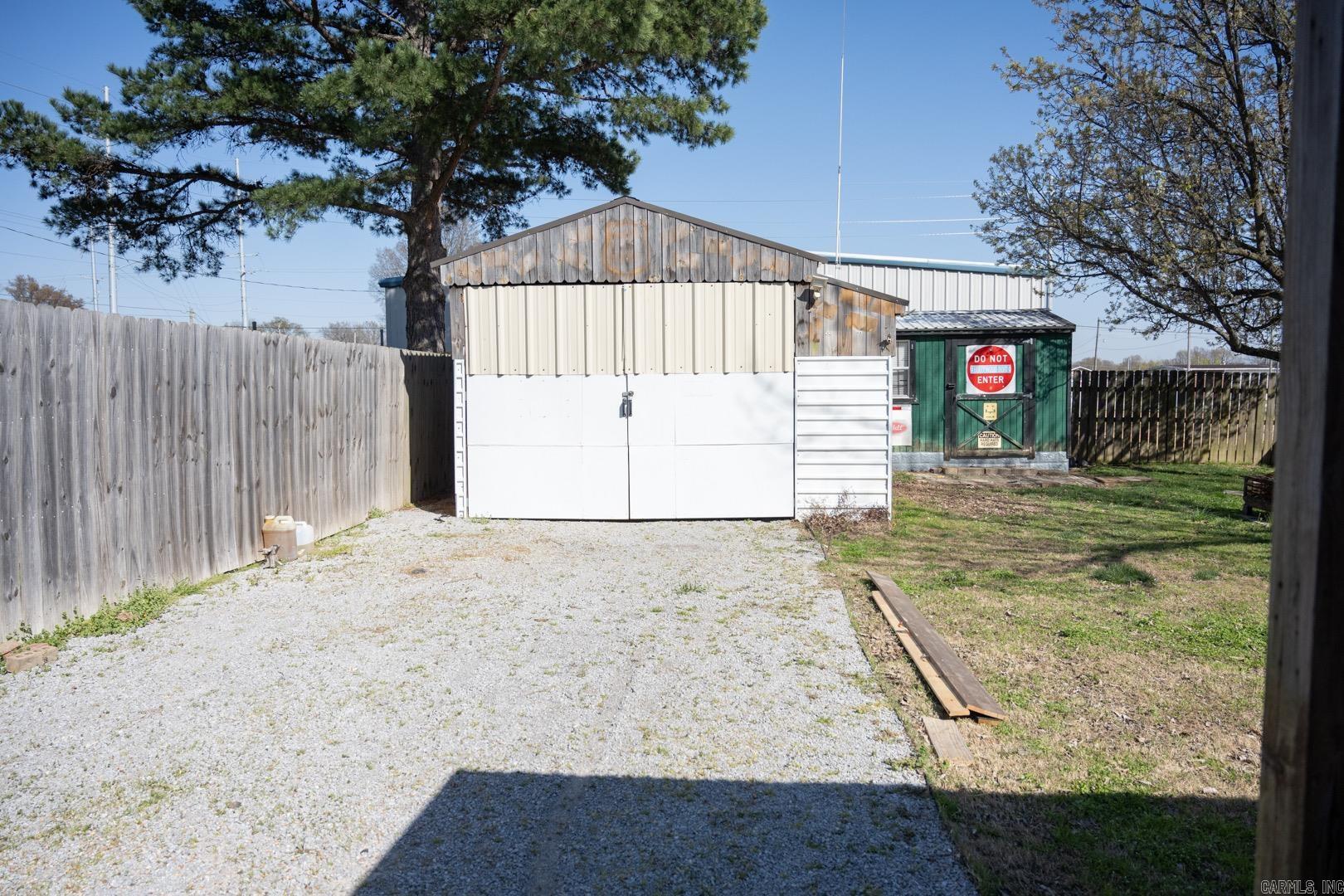 Ranchette - Residential