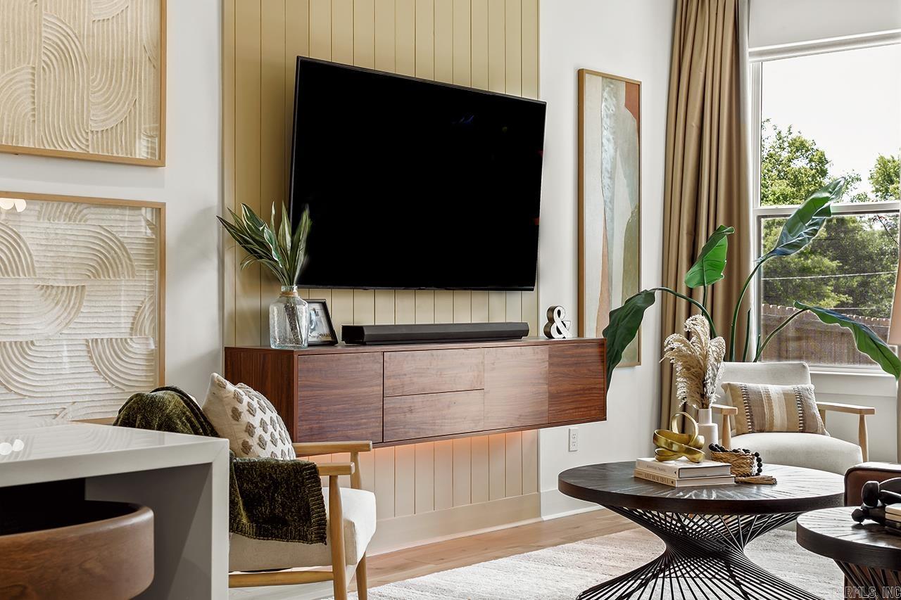 CITY OF LR - Residential