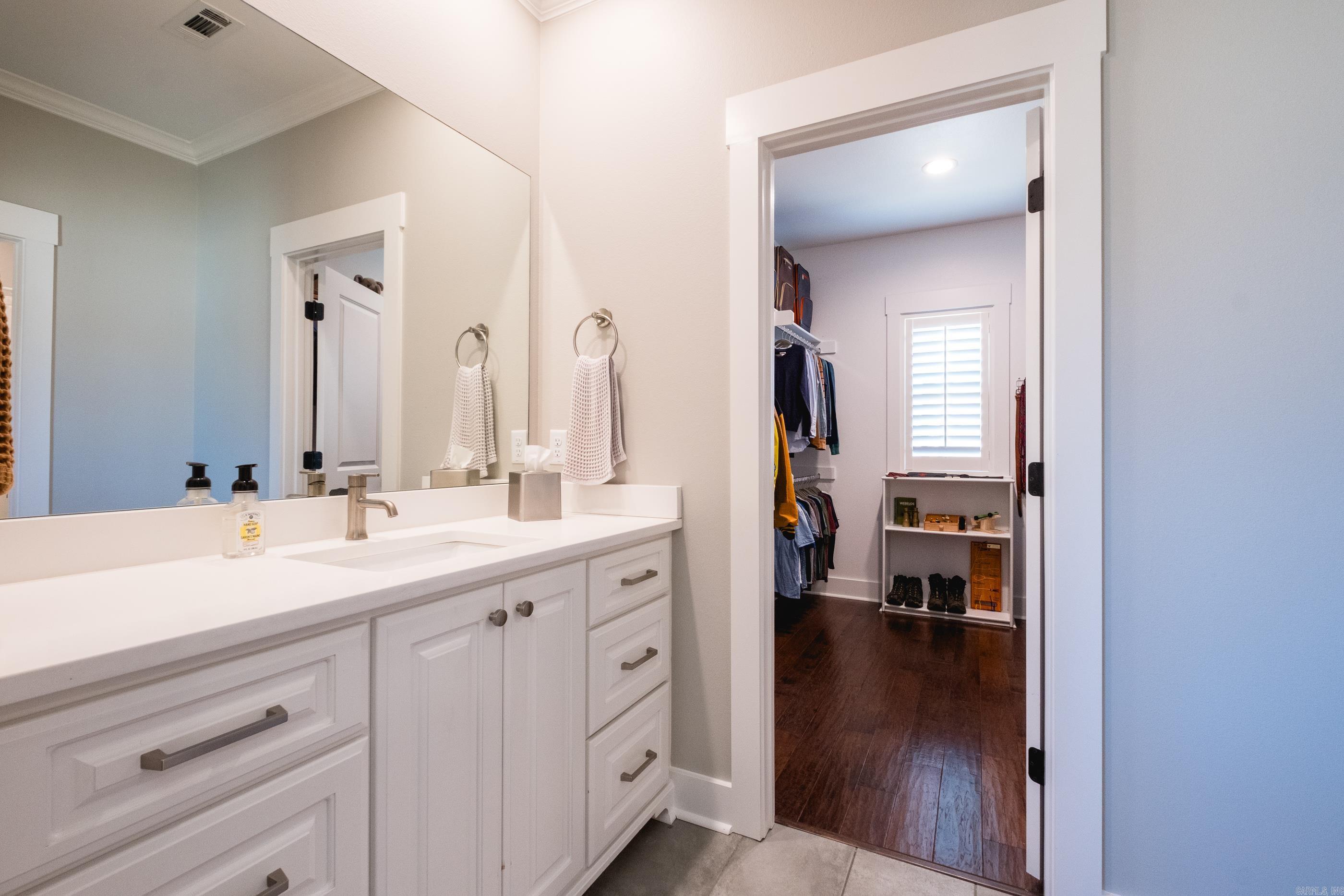 CHENAL VALLEY "ENSBURY PLACE" - Residential