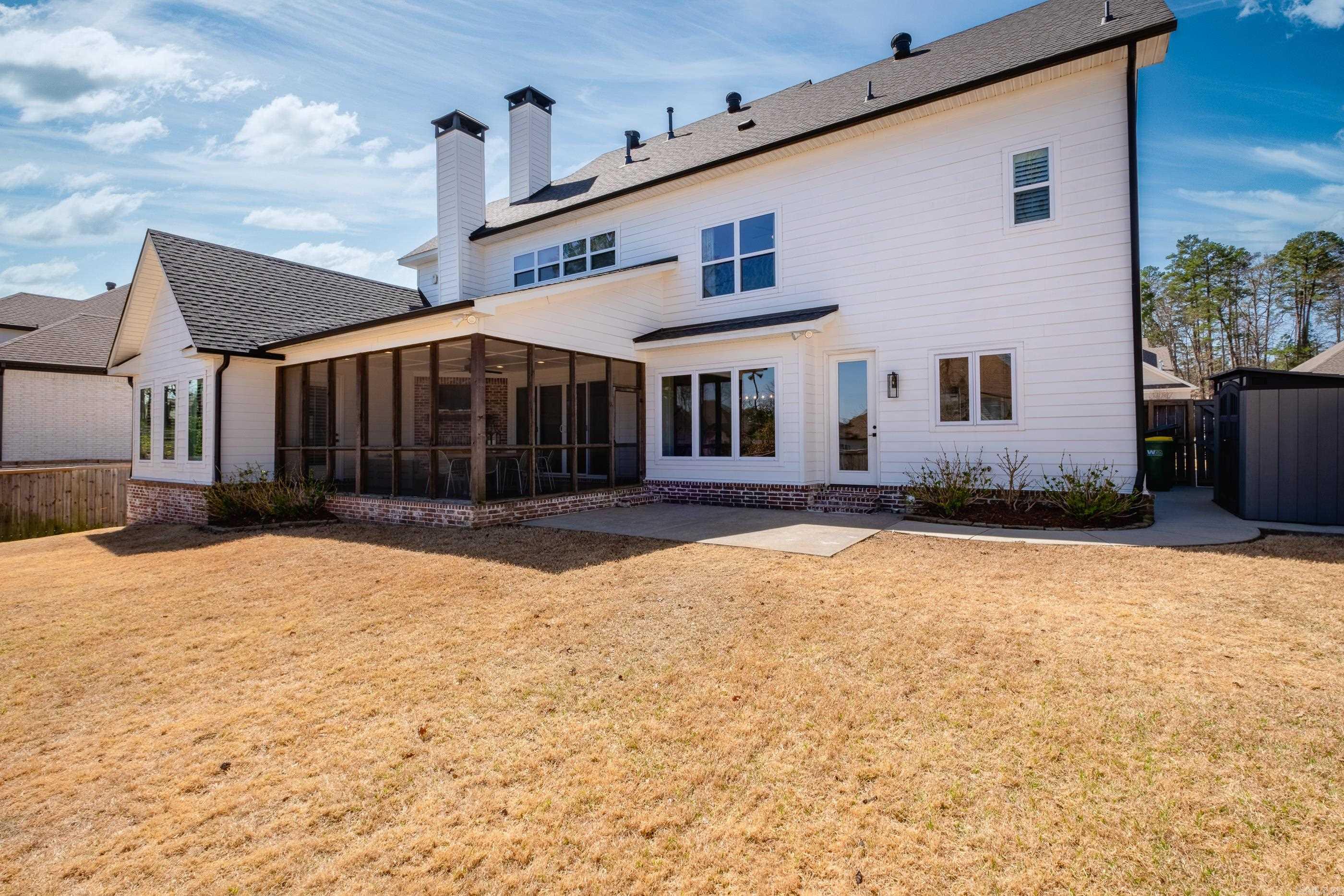 CHENAL VALLEY "ENSBURY PLACE" - Residential