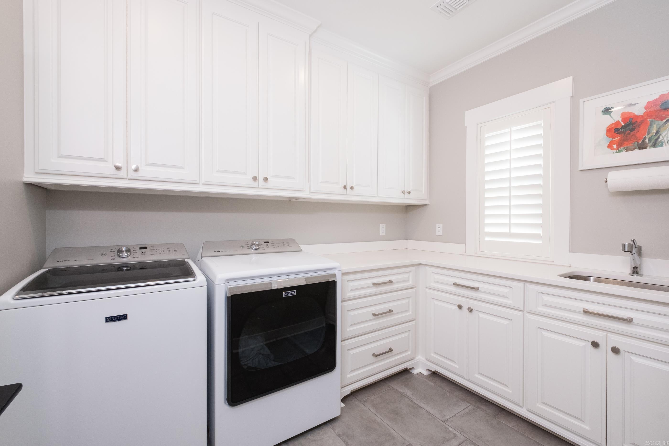 CHENAL VALLEY "ENSBURY PLACE" - Residential