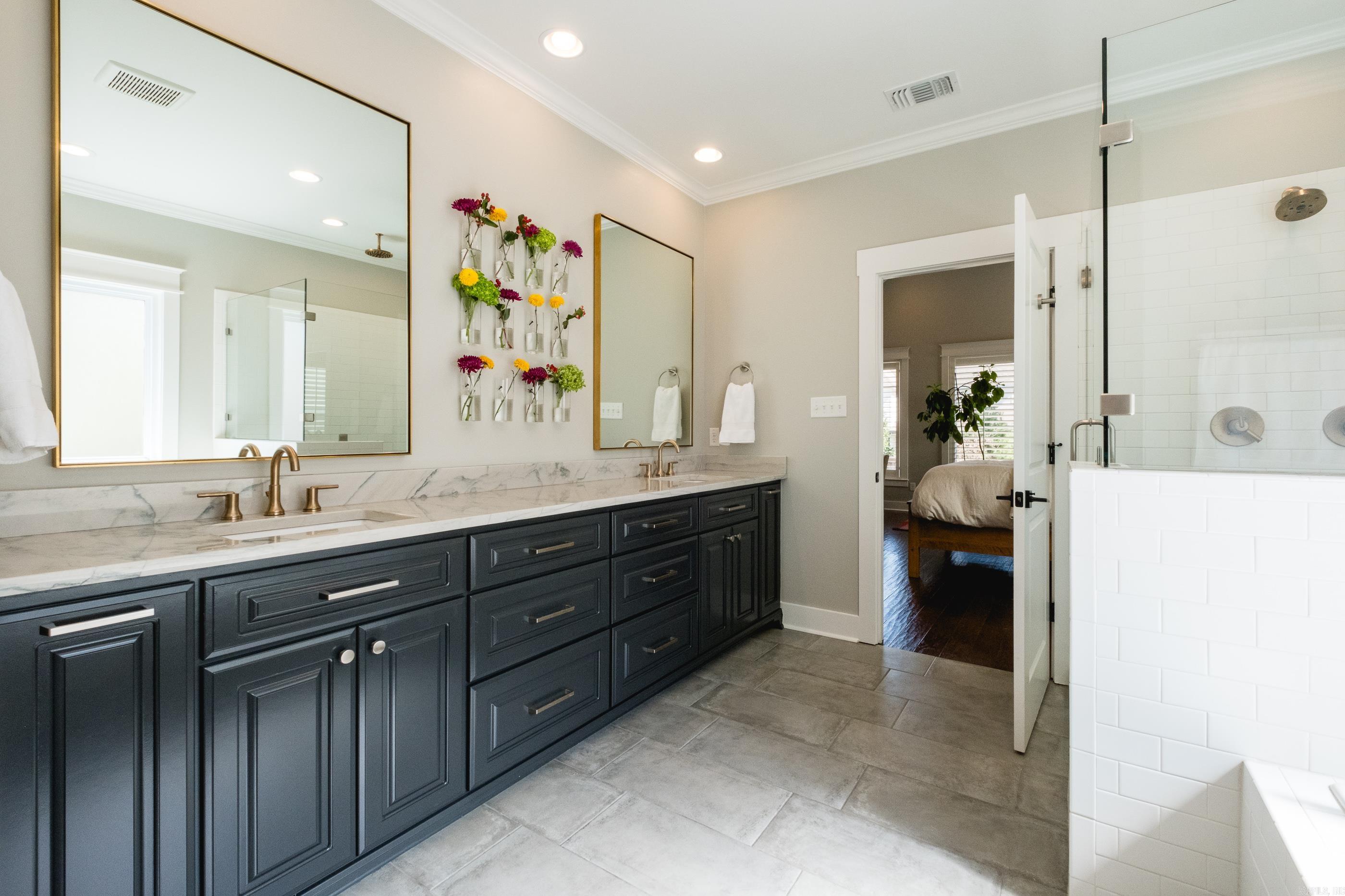 CHENAL VALLEY "ENSBURY PLACE" - Residential