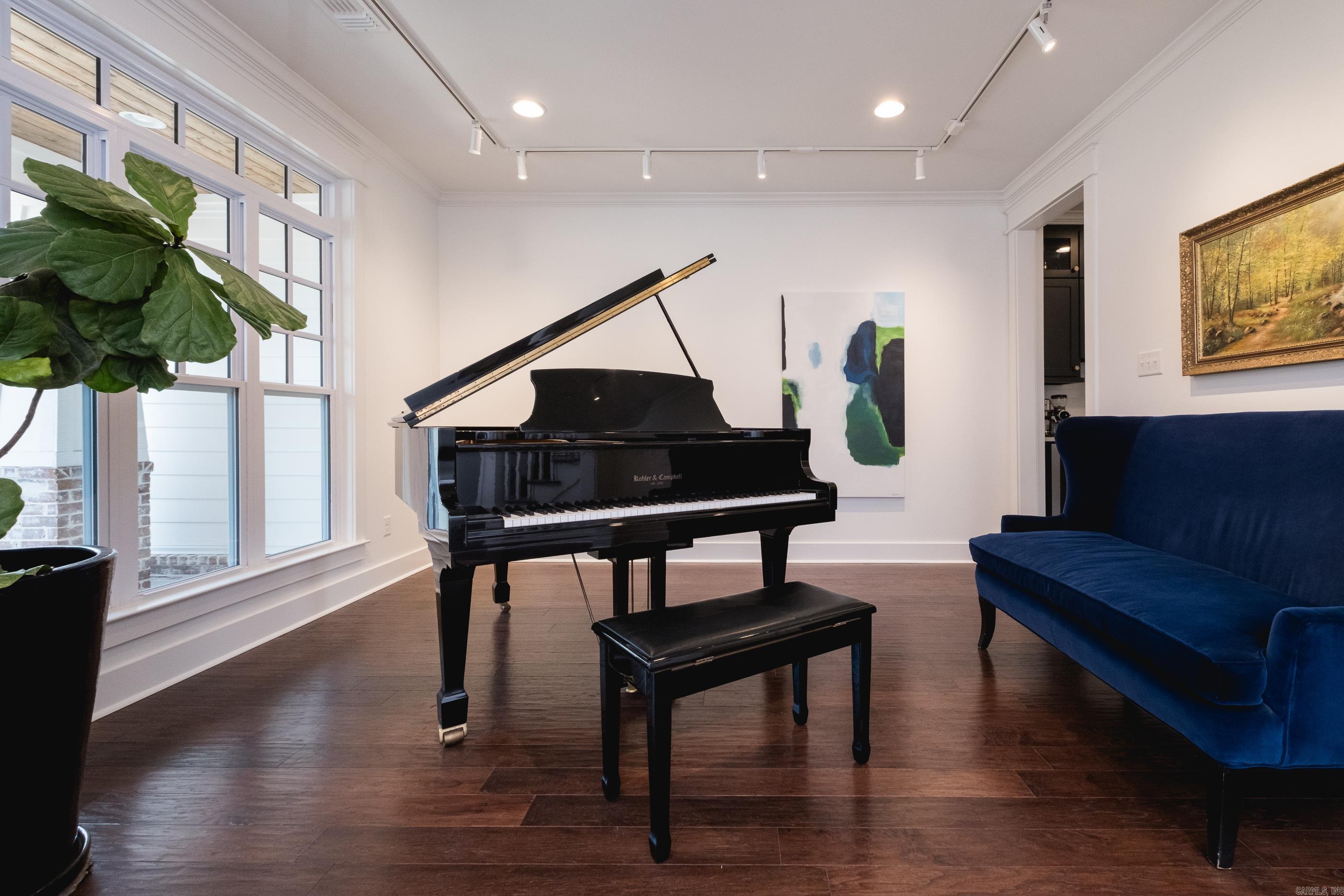 CHENAL VALLEY "ENSBURY PLACE" - Residential