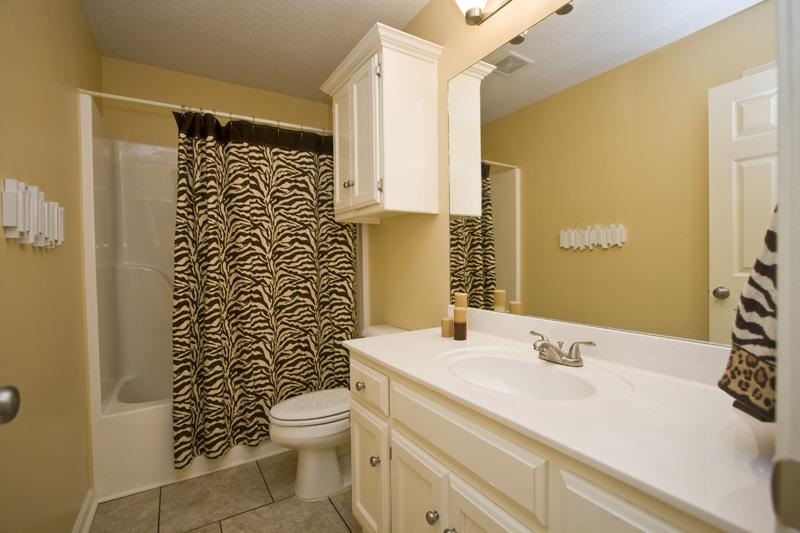 AUSTIN LAKES ADDN - Residential