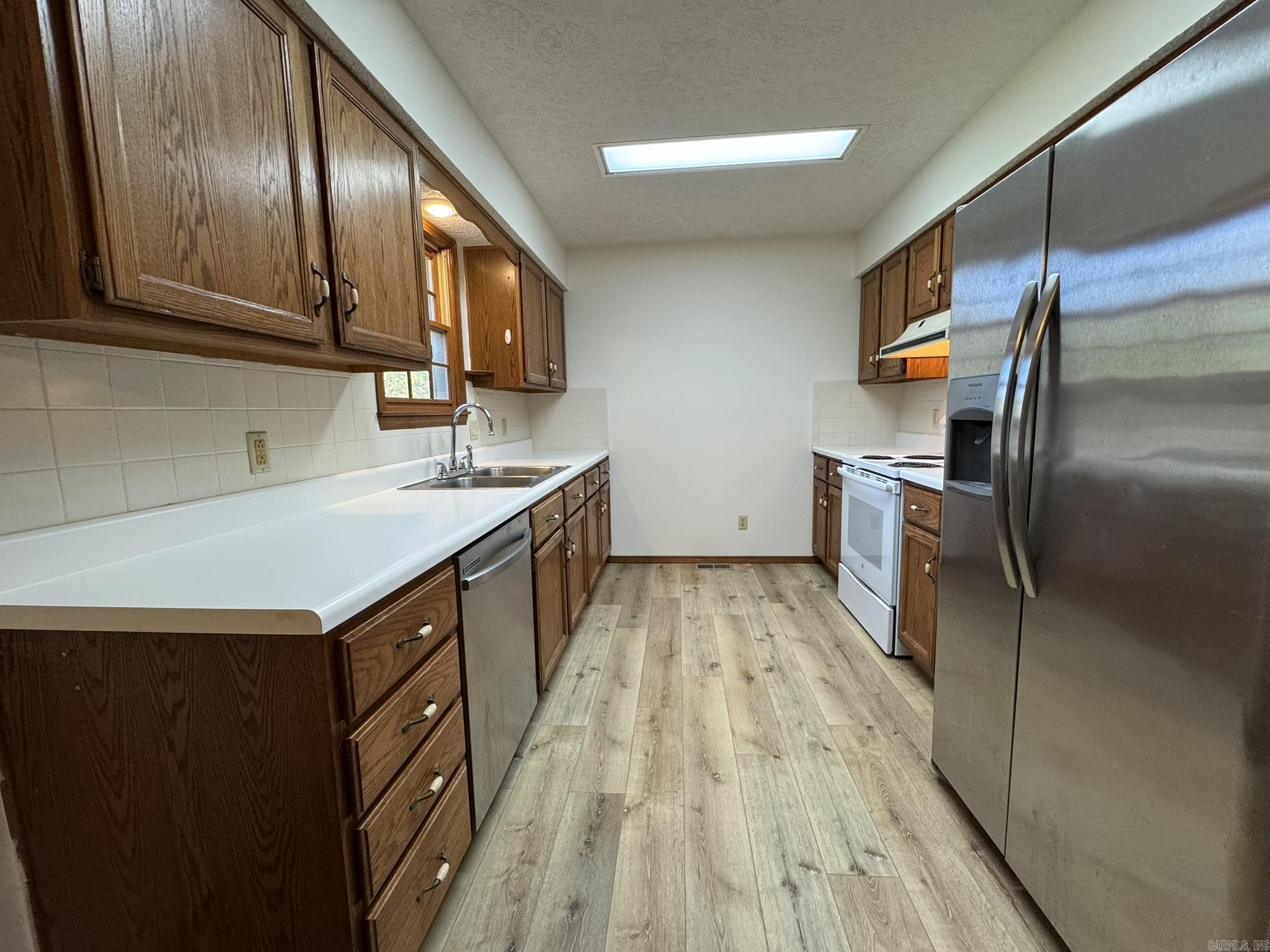 SOUTHERN MEADOWS ESTATE - Residential