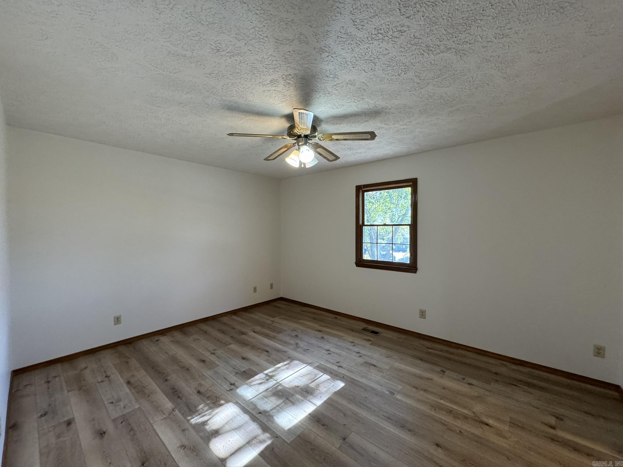 SOUTHERN MEADOWS ESTATE - Residential