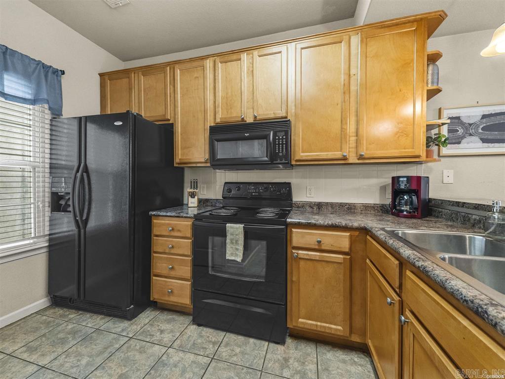 Moonlight Cove Vill - Residential