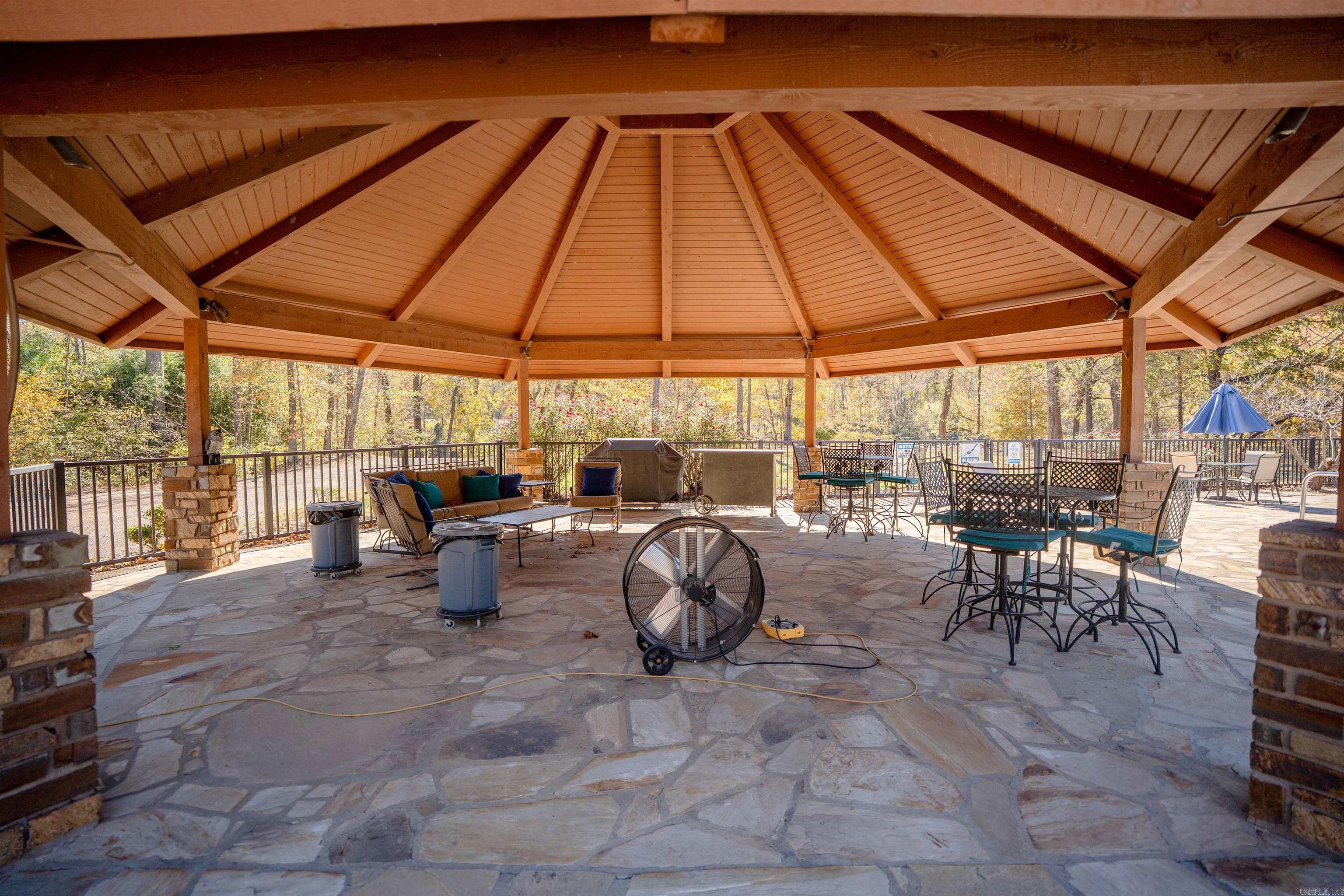 Primrose Creek - Land