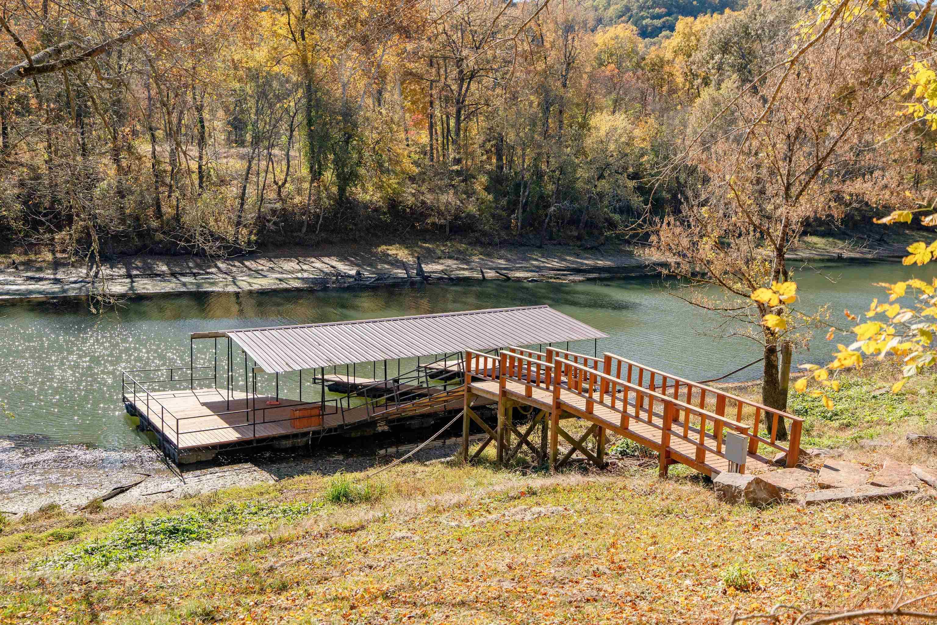 Primrose Creek - Land