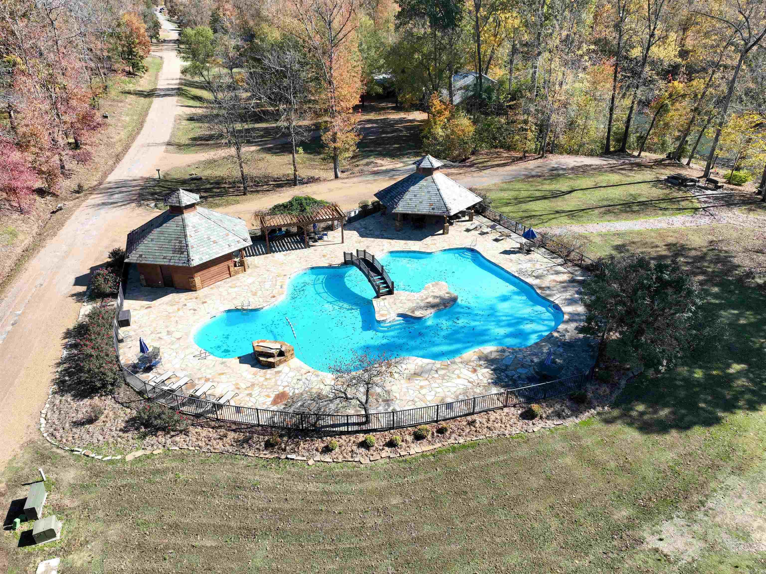 Primrose Creek - Land