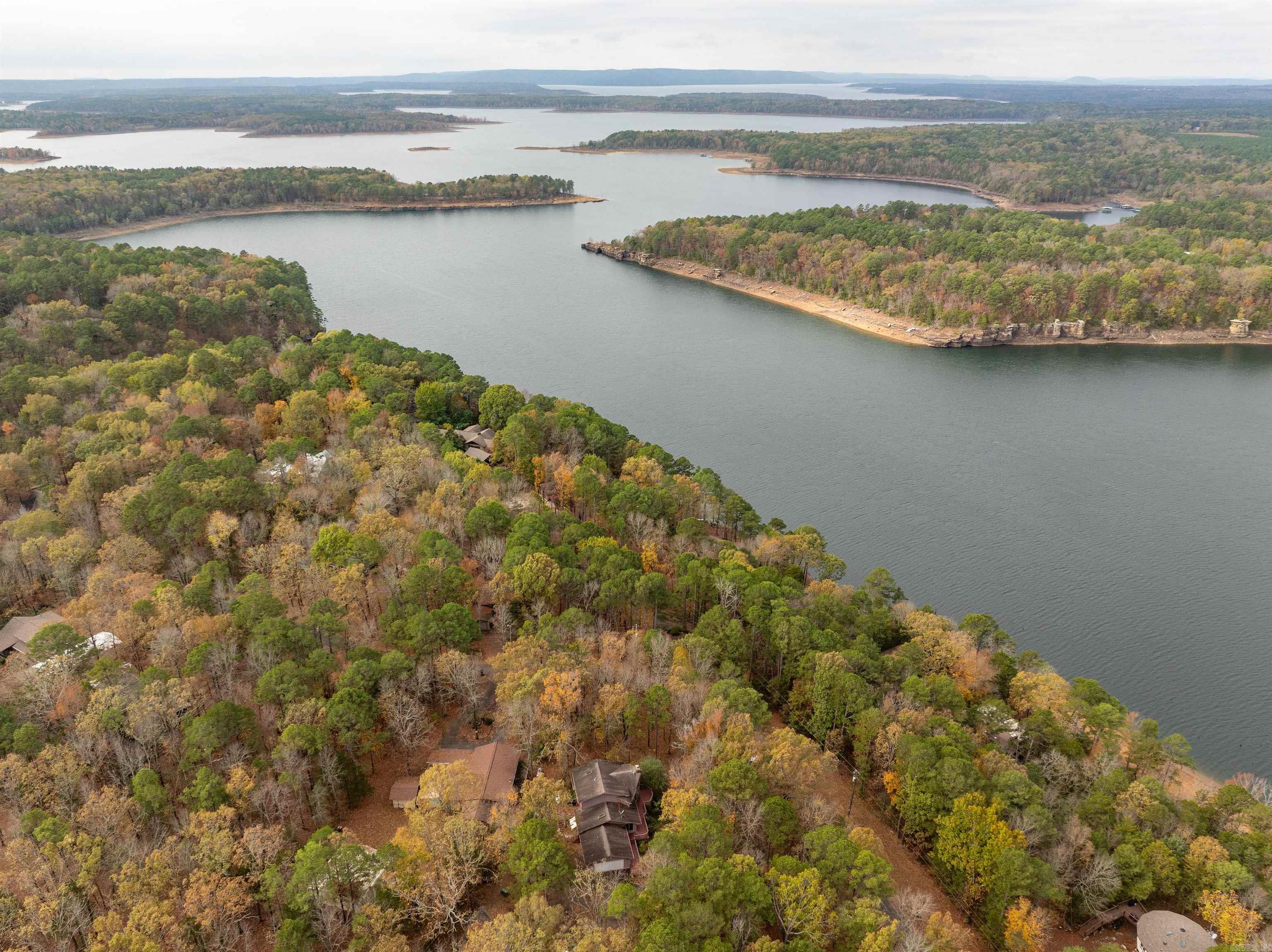 LAKE FOREST ESTATES - Residential