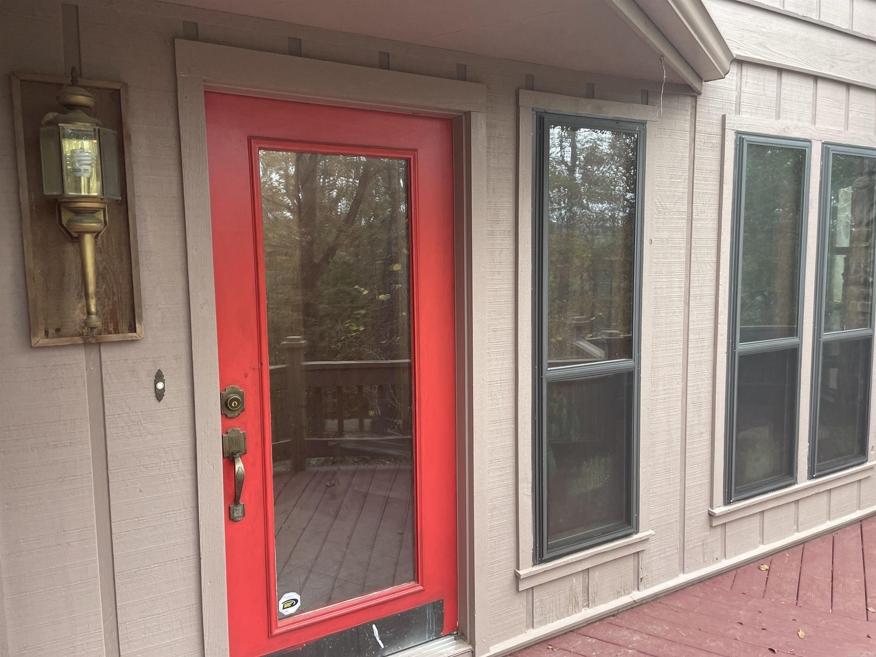 LAKE FOREST ESTATES - Residential