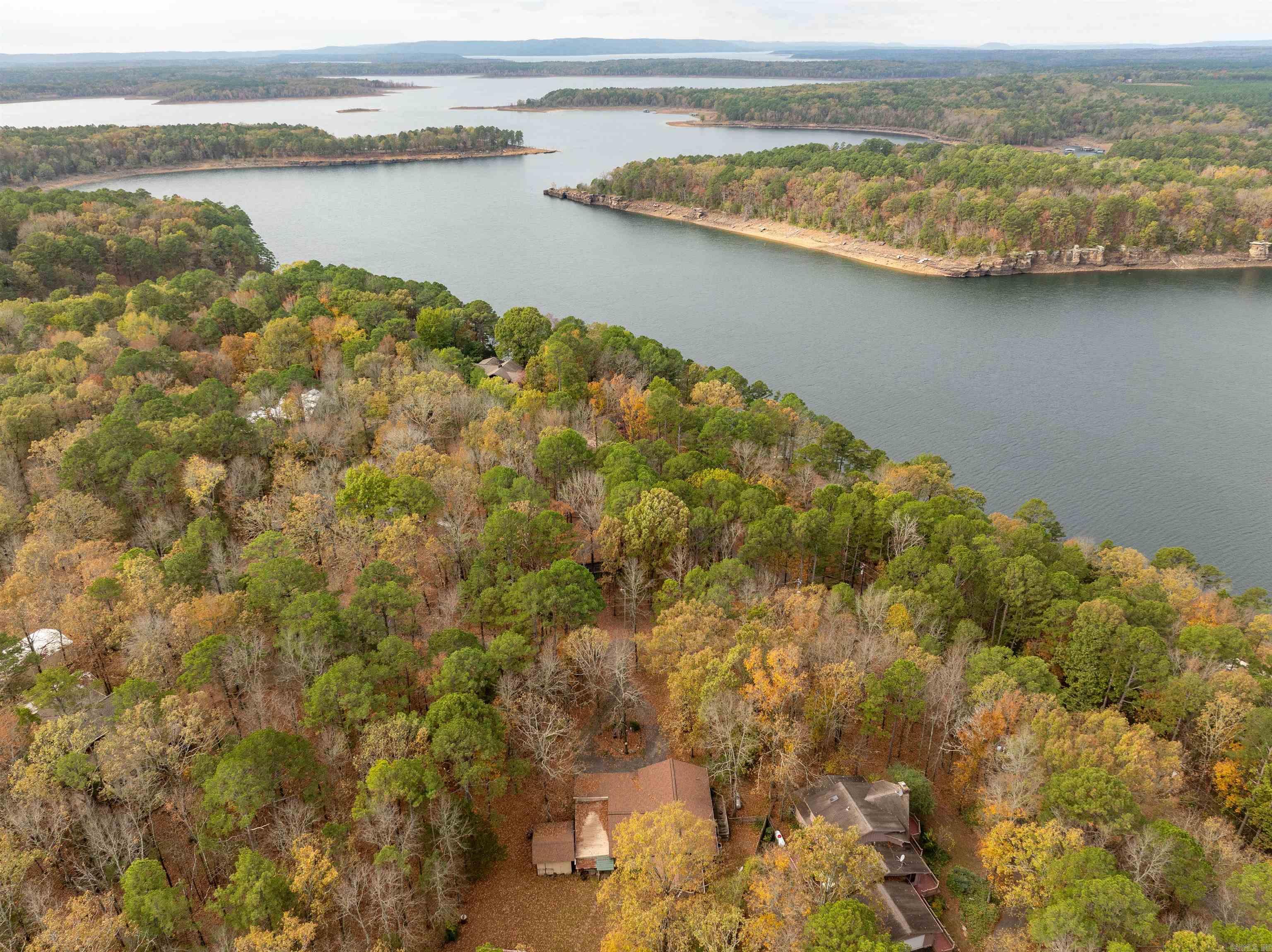 LAKE FOREST ESTATES - Residential
