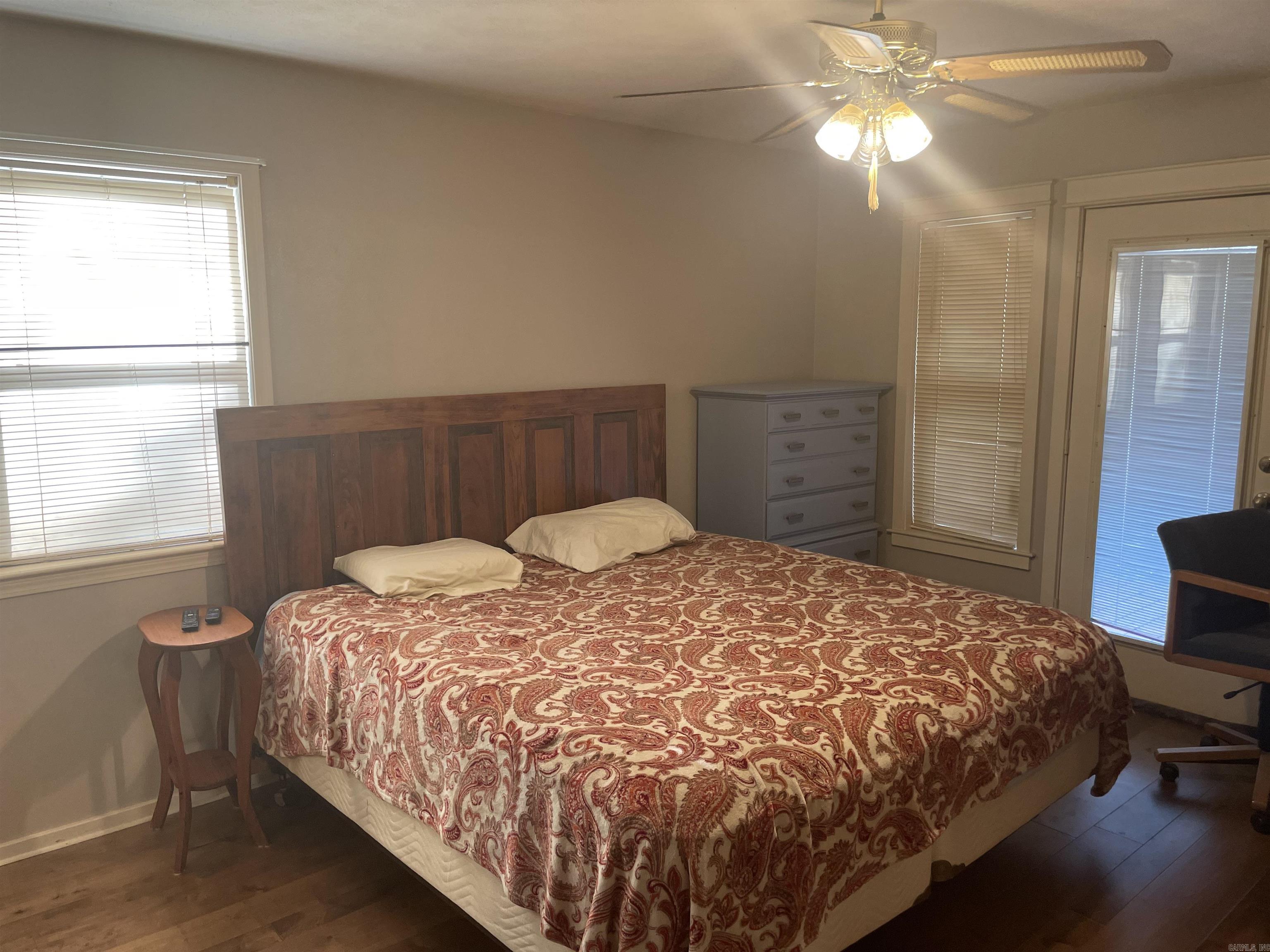 LAKE FOREST ESTATES - Residential