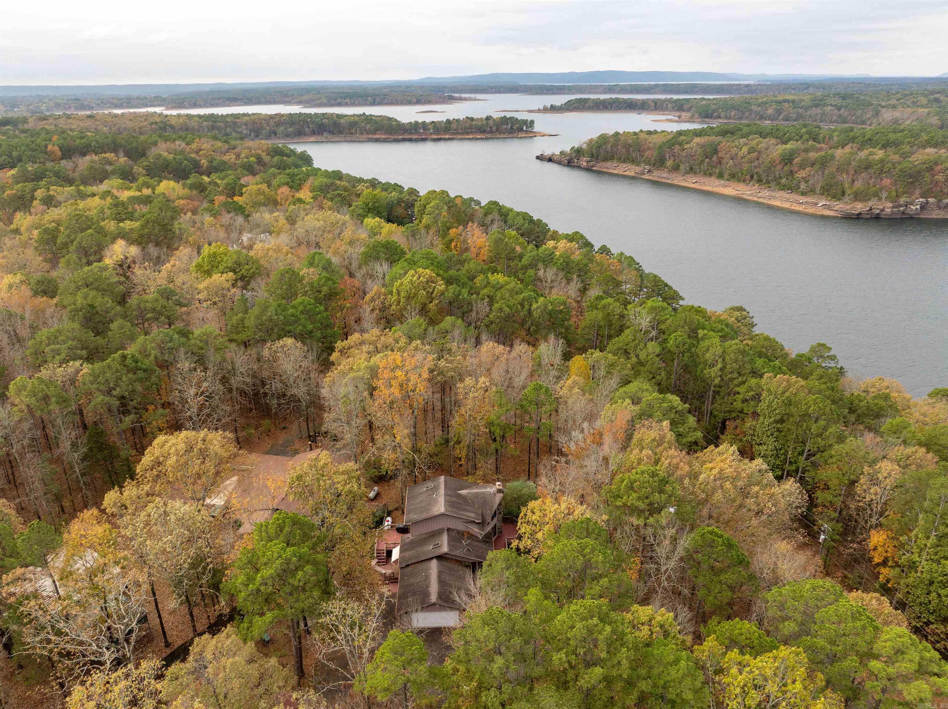 LAKE FOREST ESTATES - Residential
