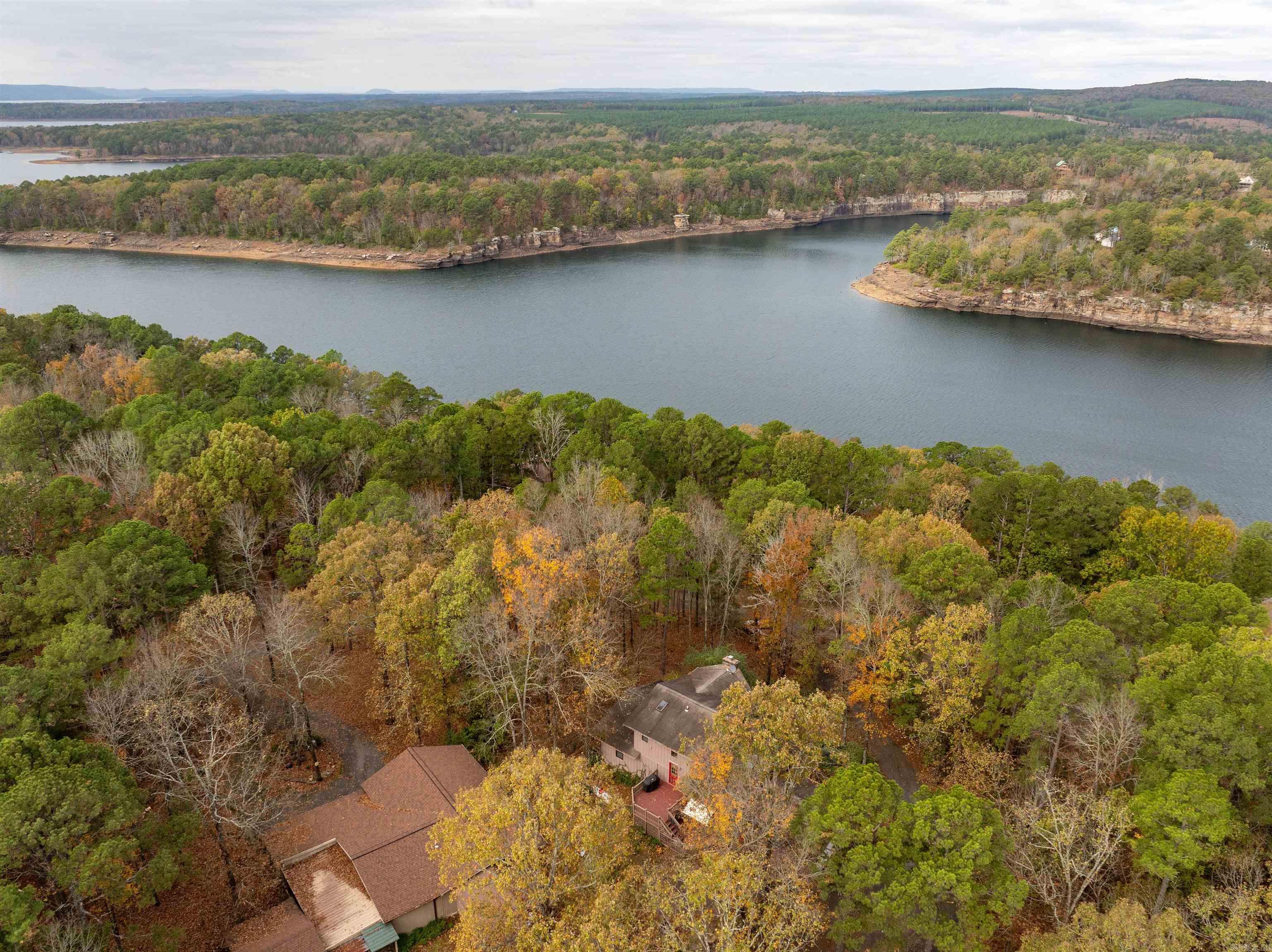LAKE FOREST ESTATES - Residential