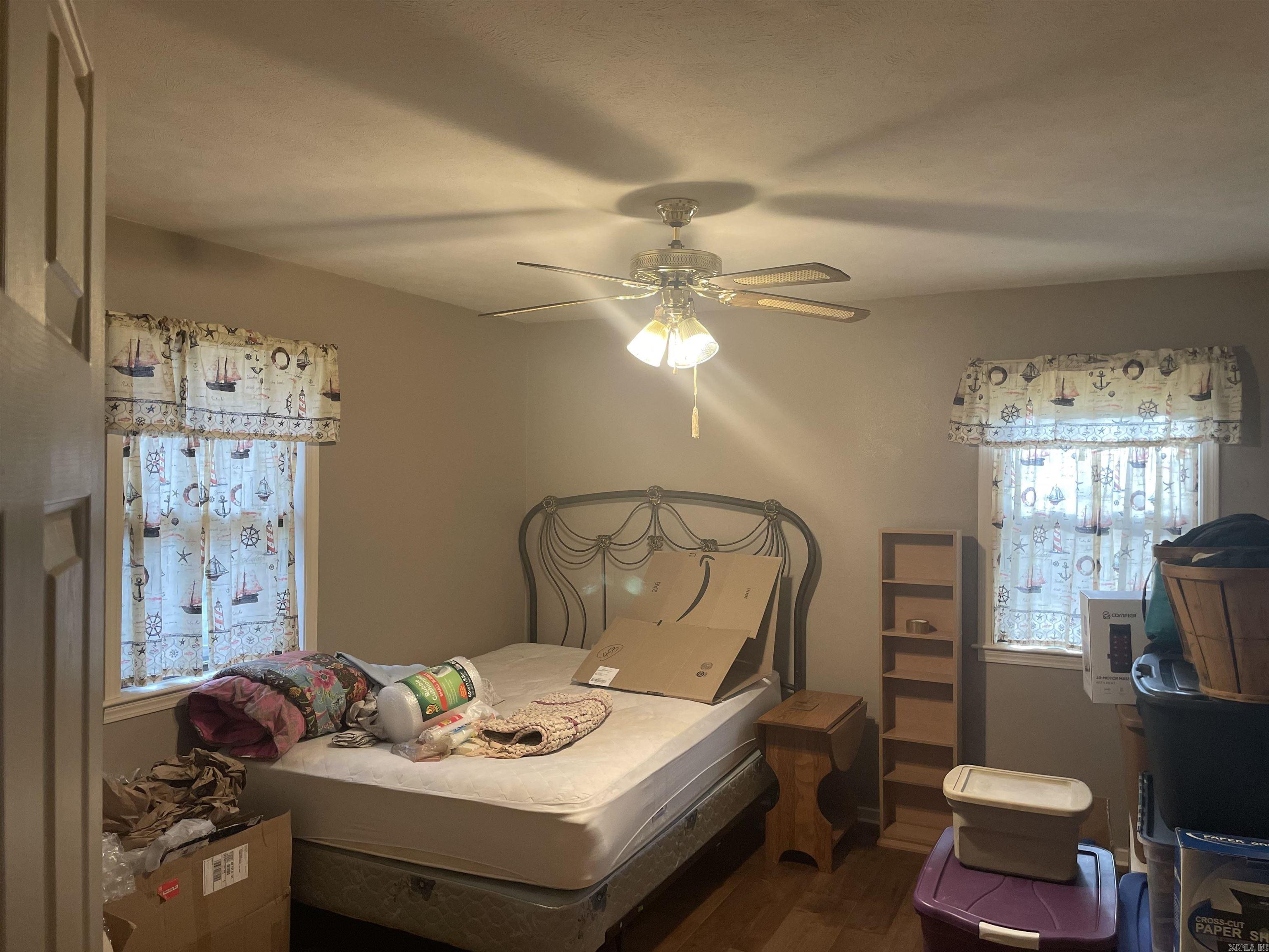 LAKE FOREST ESTATES - Residential