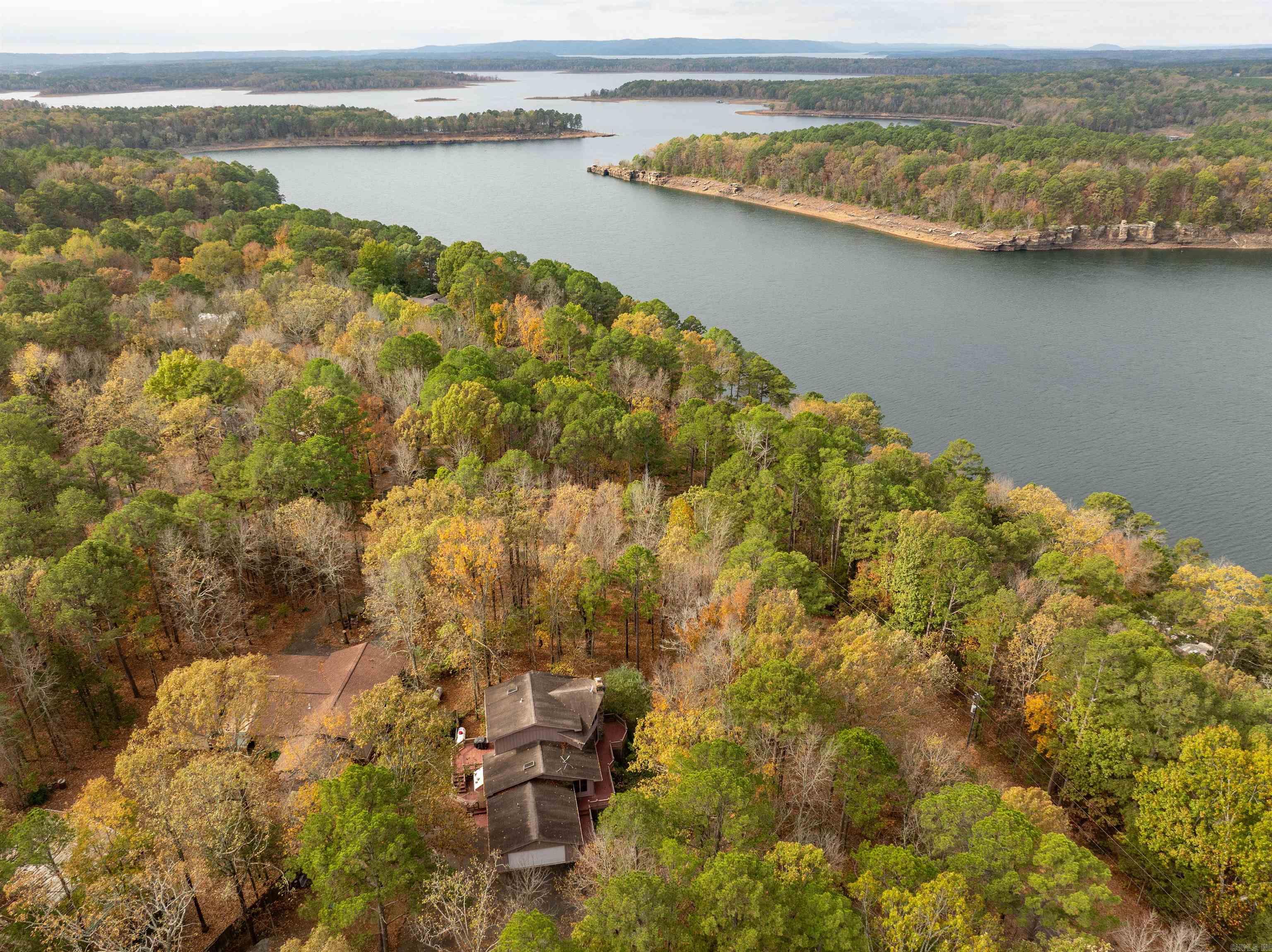 LAKE FOREST ESTATES - Residential