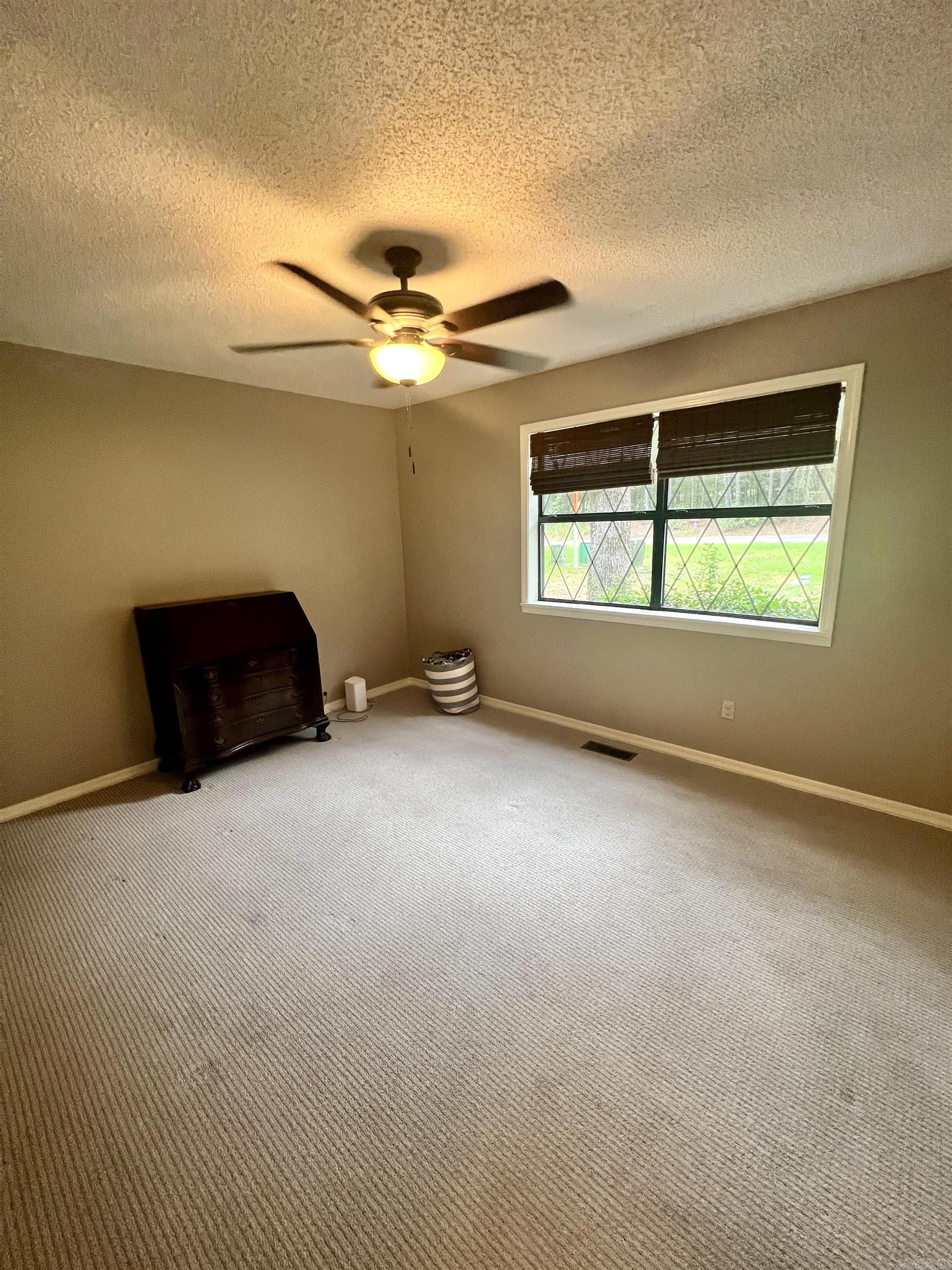 MOUNTAIN RANCH - Residential