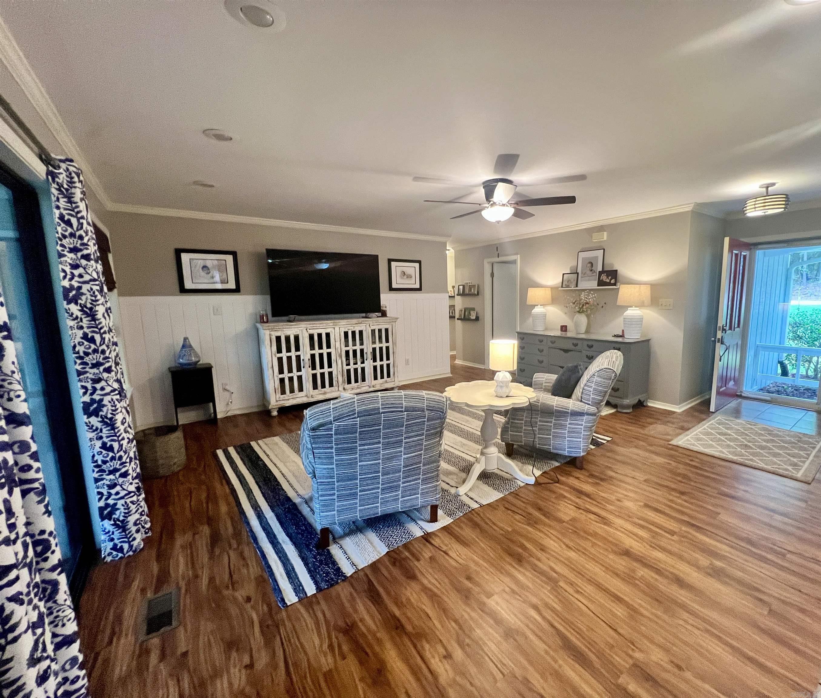 MOUNTAIN RANCH - Residential