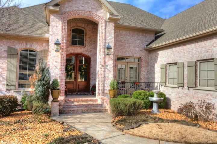 THE VILLAGES OF WELLINGTON - Residential